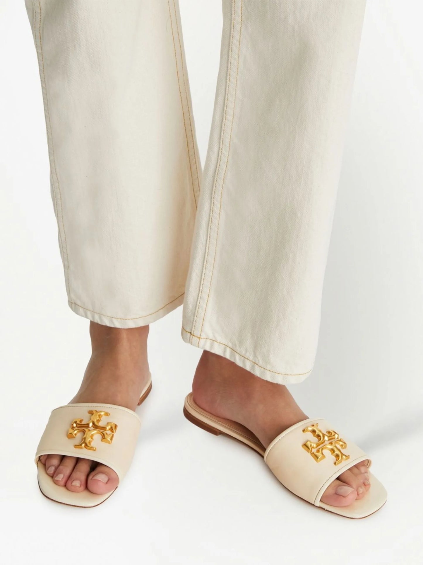 Eleanor slides