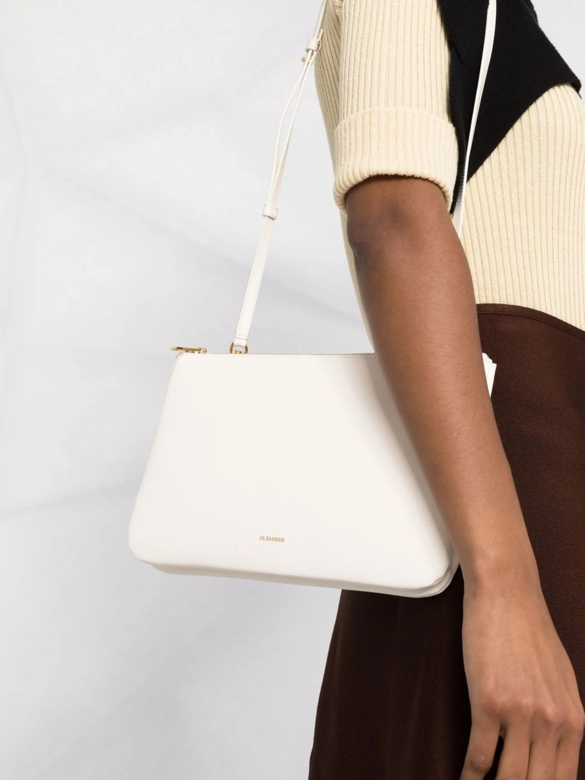 small leather shoulder bag