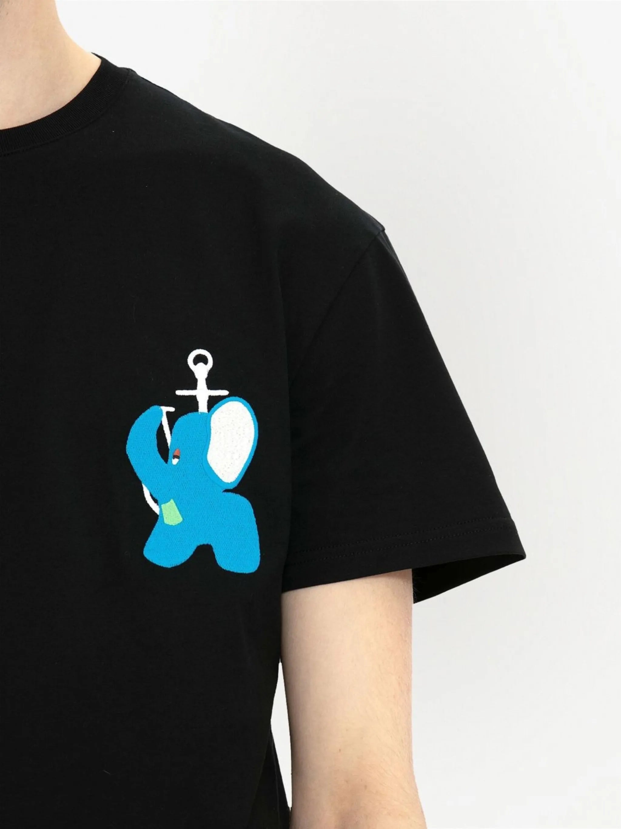 elephant-embroidered logo T-shirt