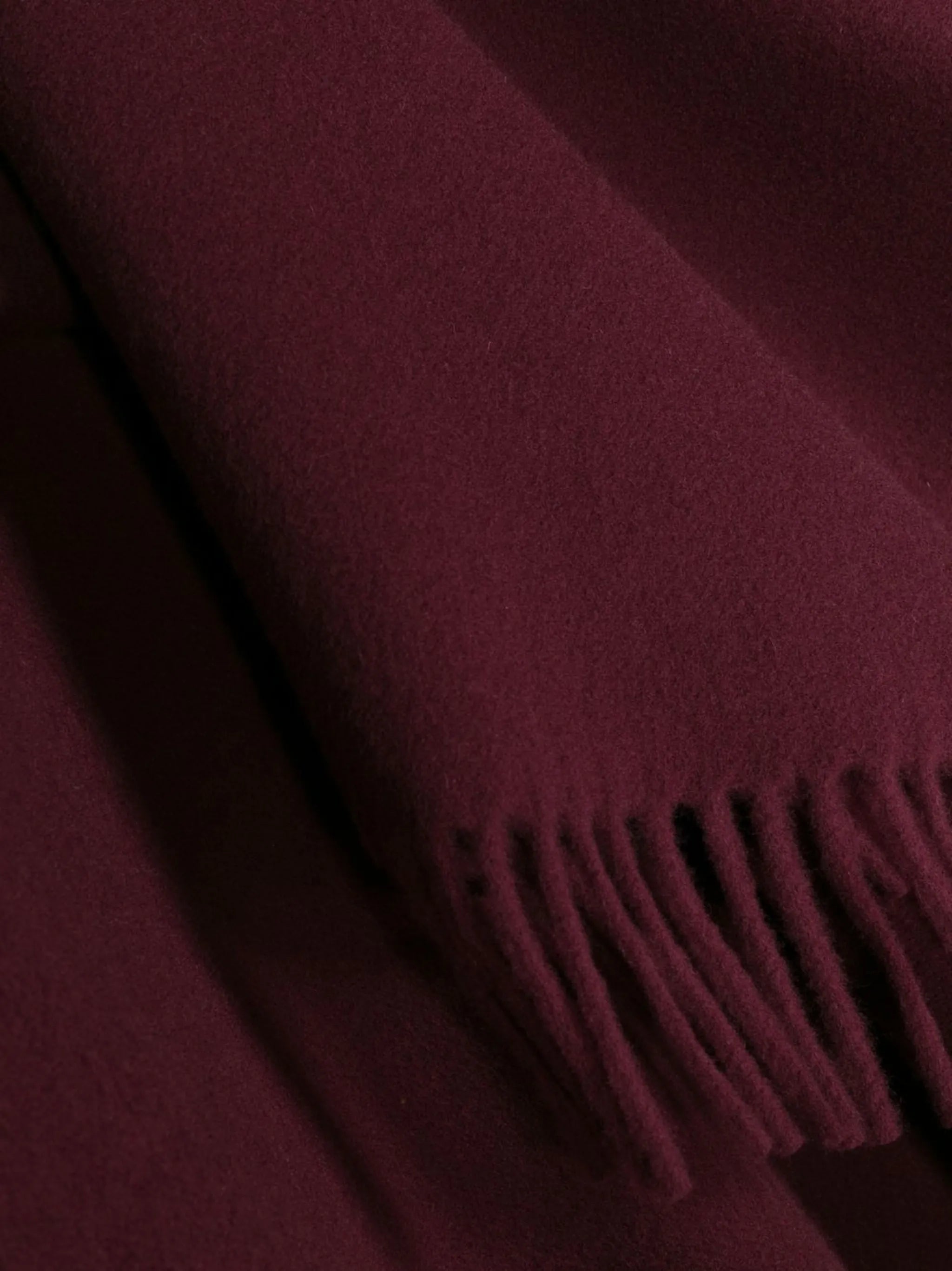 fox-patch fringed scarf