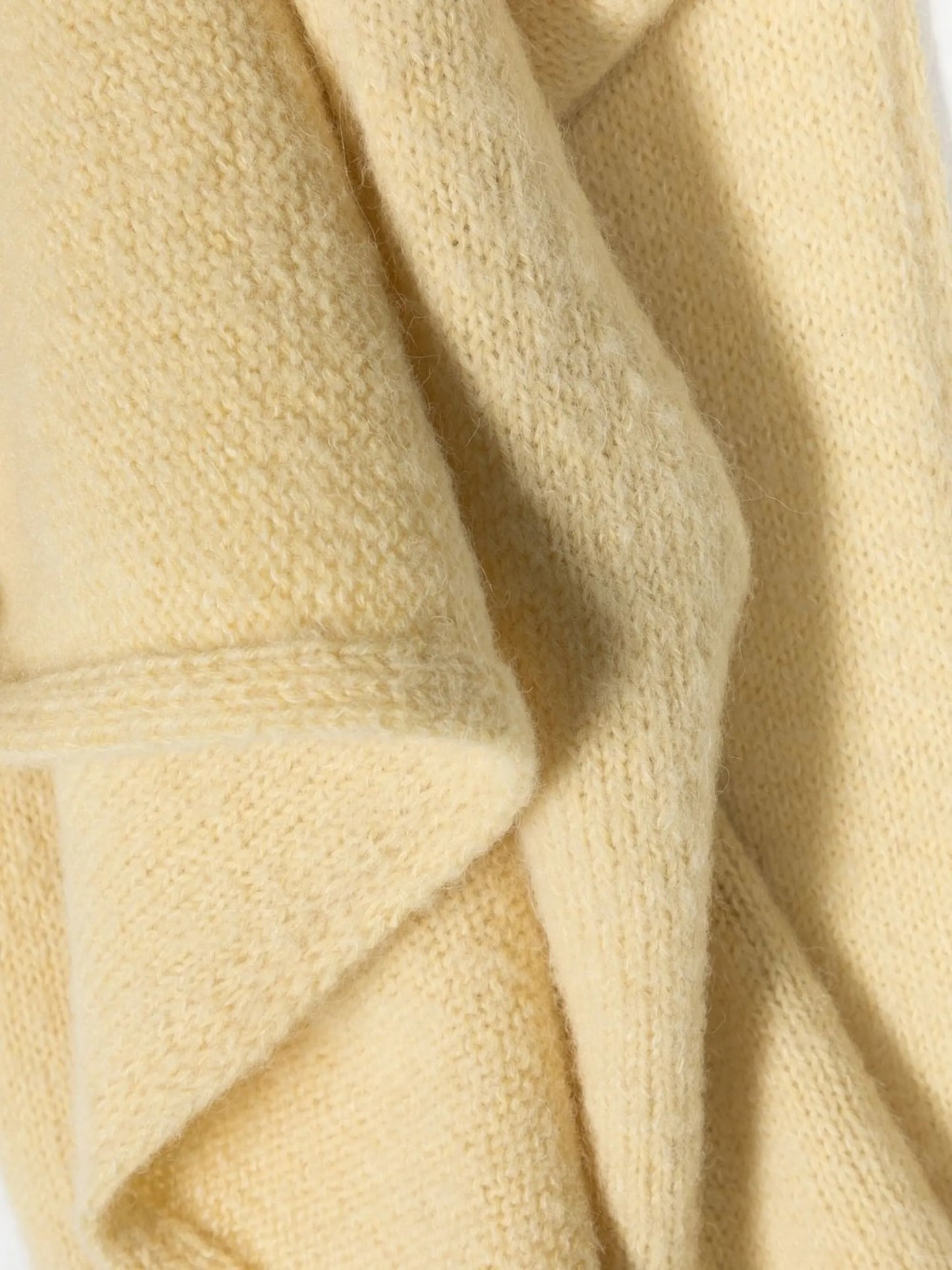 tasselled wool scarf