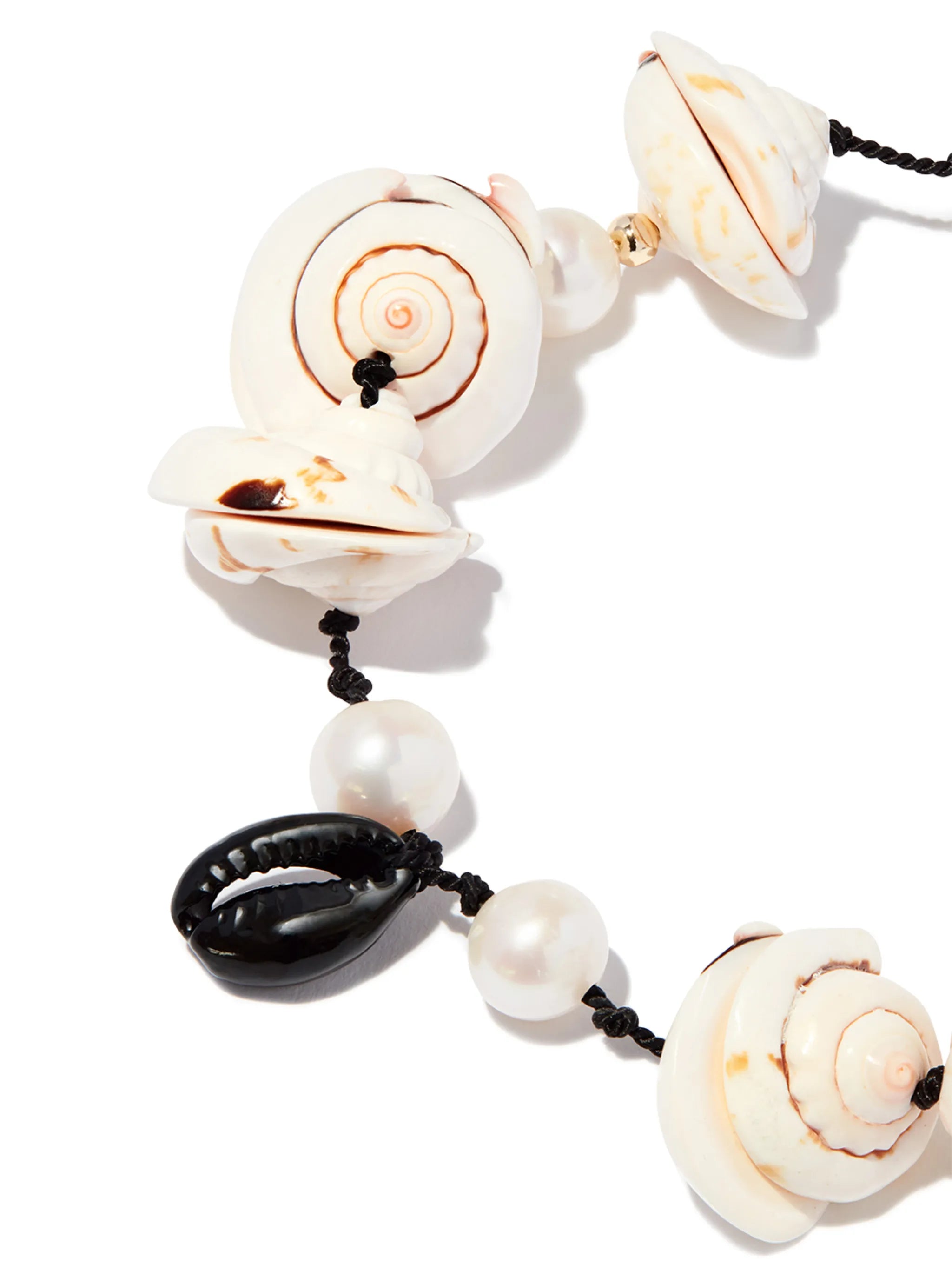 shell pearl necklace