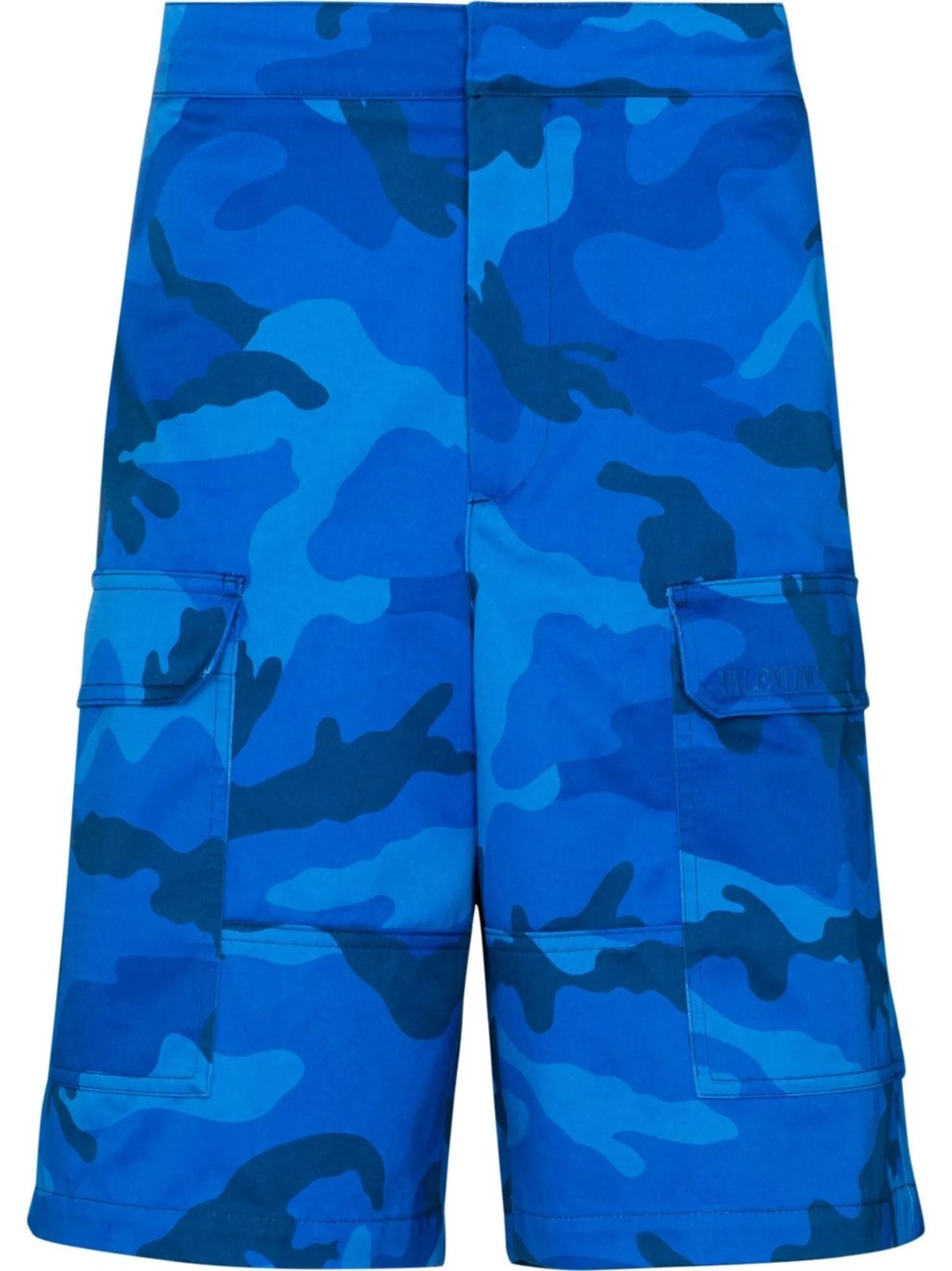 camouflage-print cargo shorts