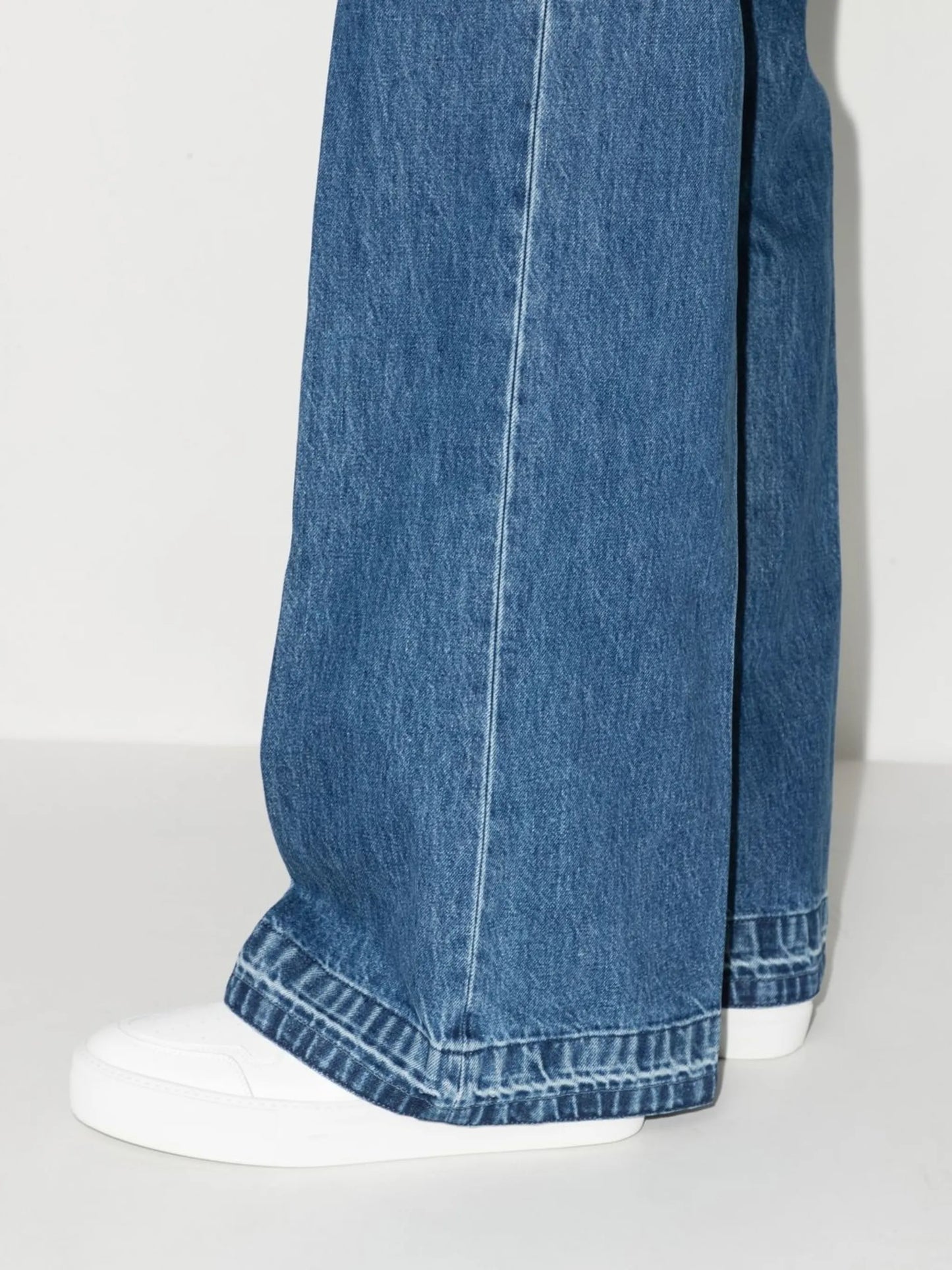 VLogo Signature straight-leg jeans