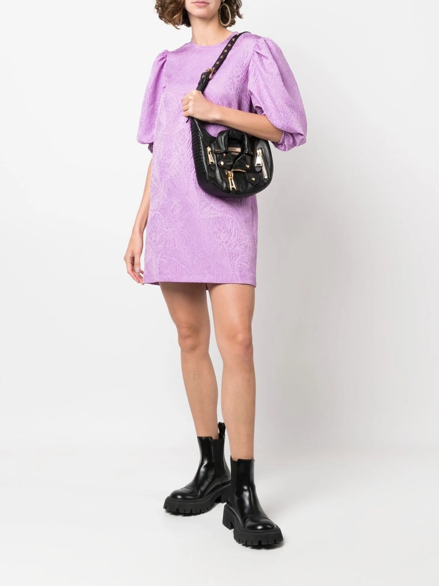 logo-plaque leather shoulder bag