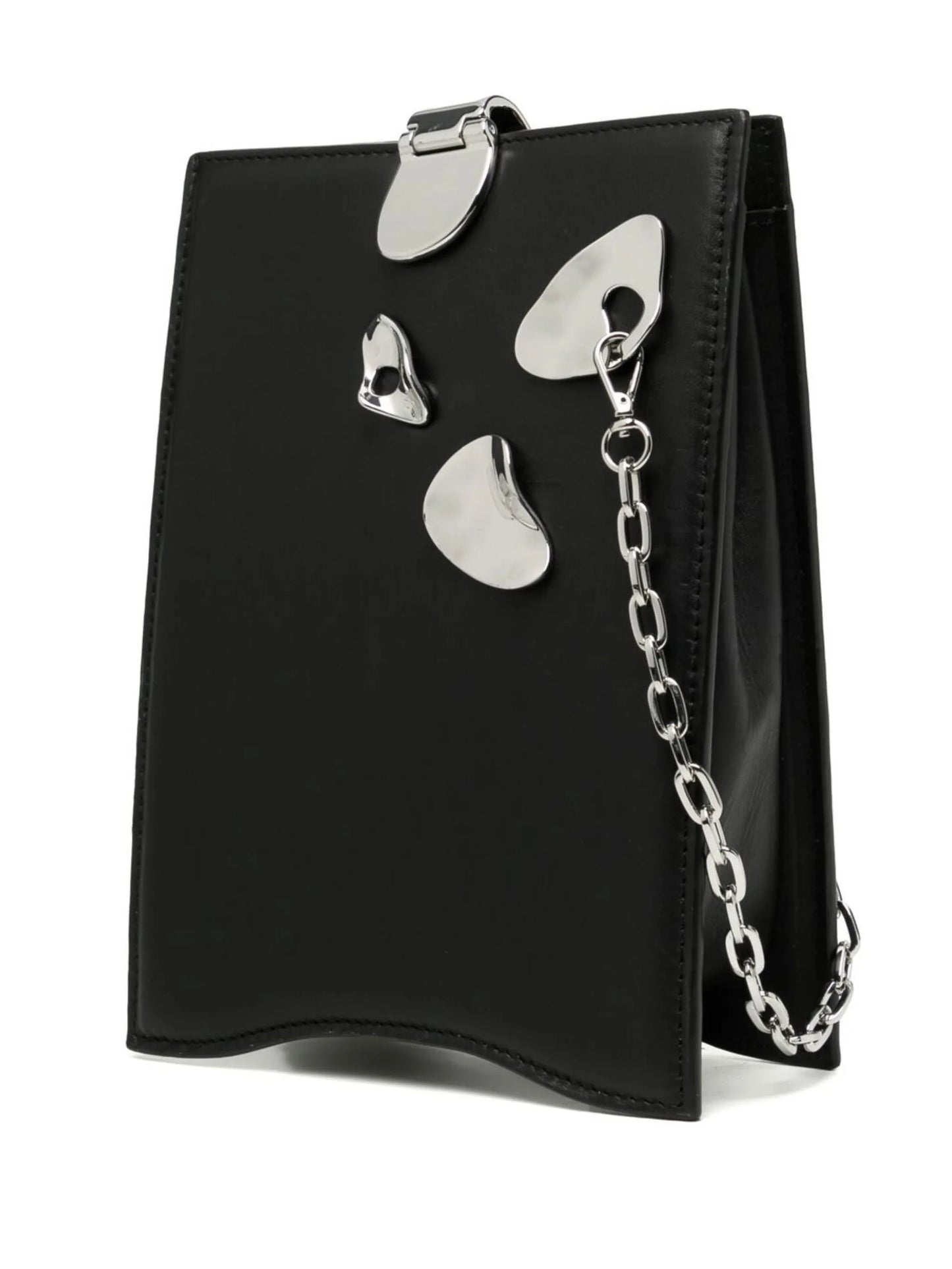 chaink-link shoulder bag