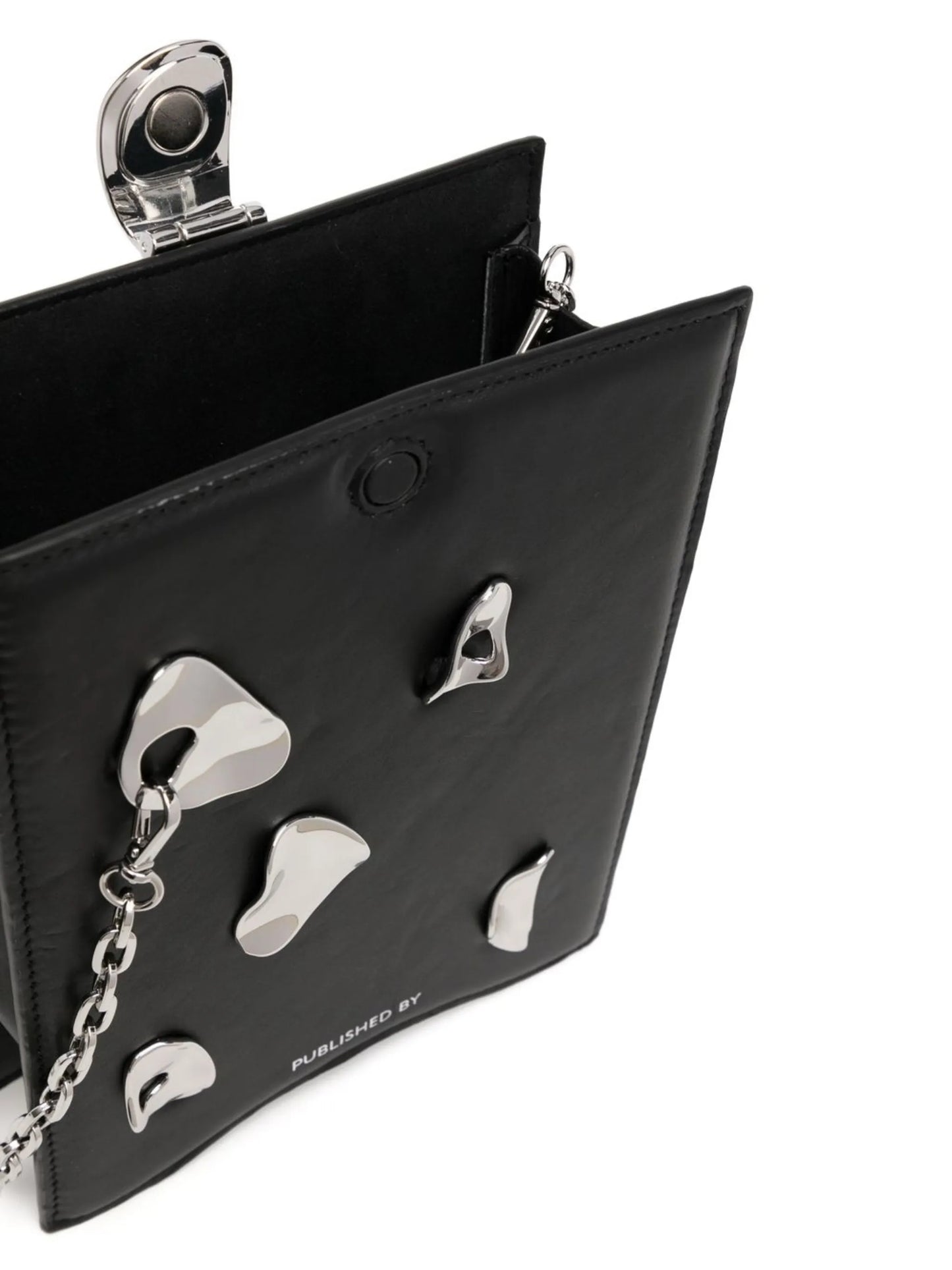 chaink-link shoulder bag