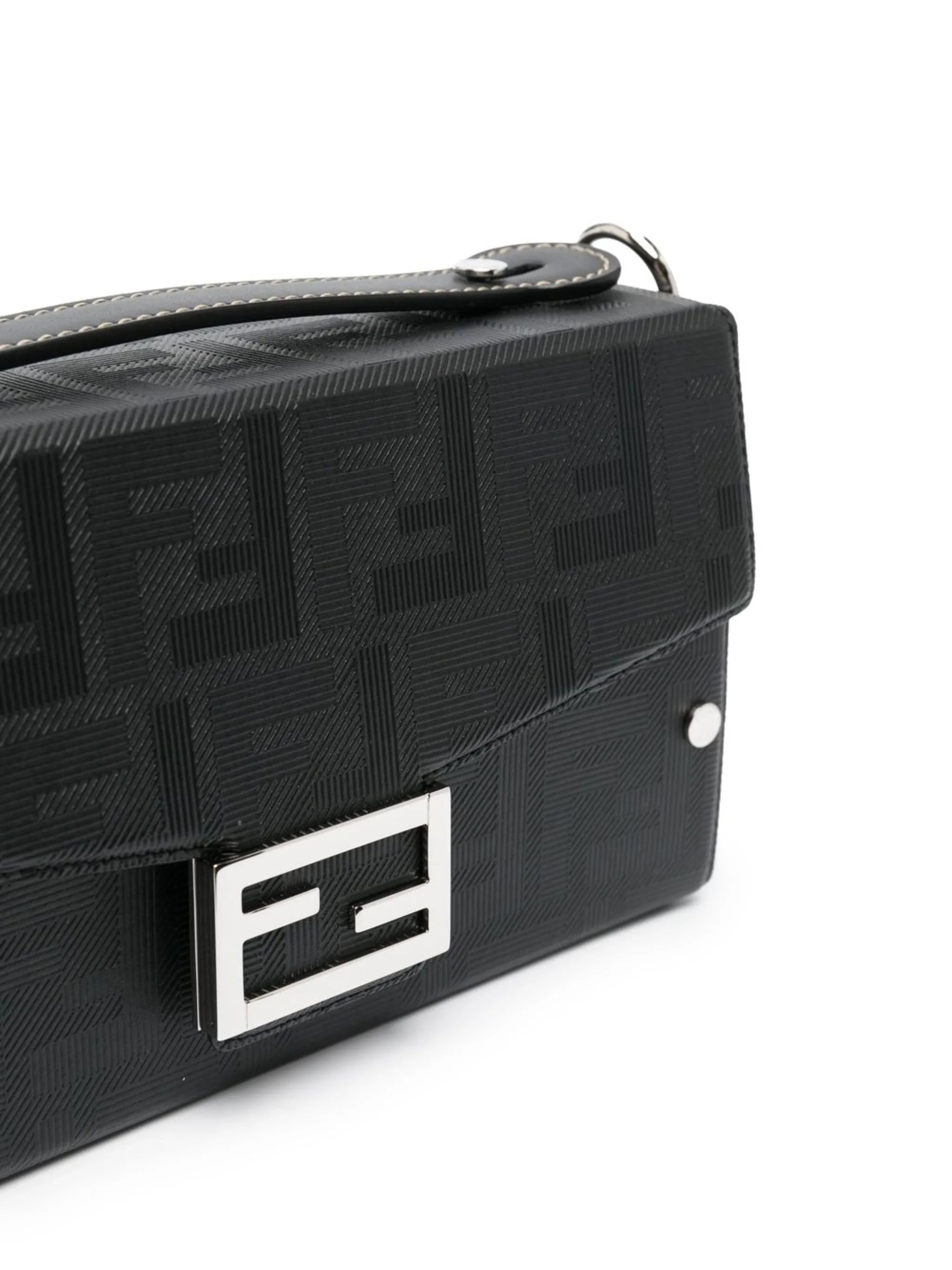 Baguette Soft Trunk bag