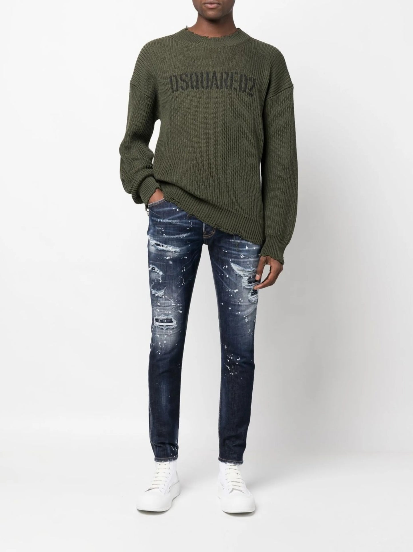 distressed skinny-fit jeans