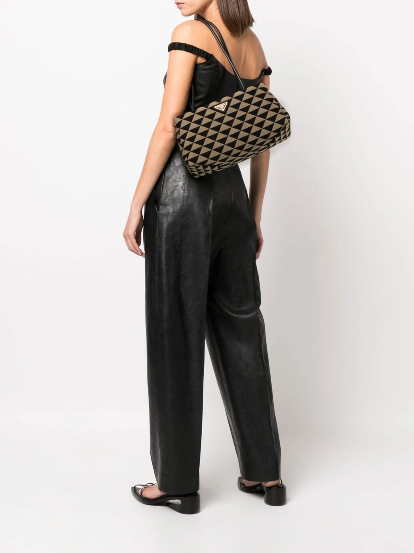 Symbole jacquard tote bag