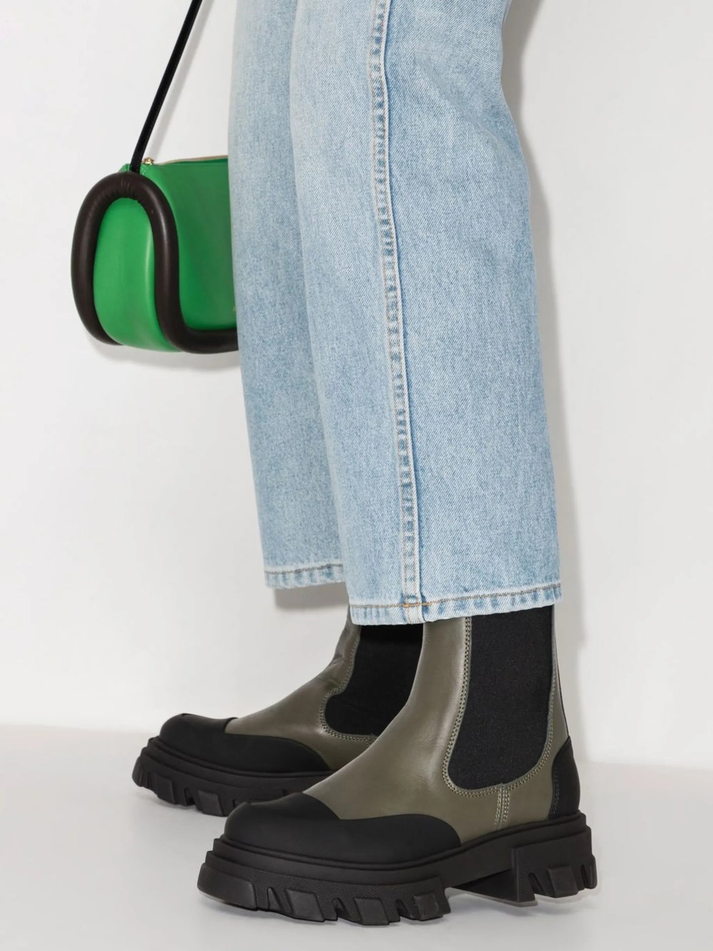 polished-finish ridged-sole boots