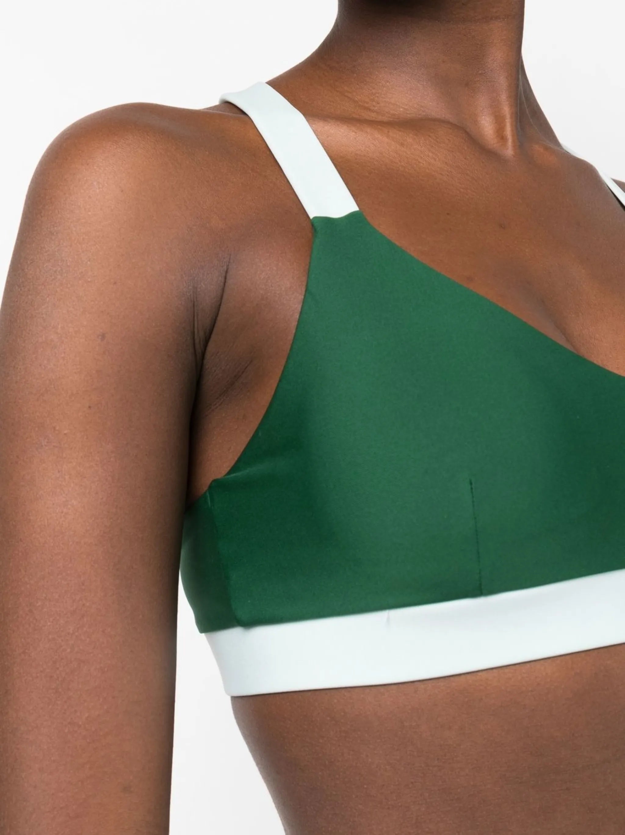 Larry crossover-back sports bra