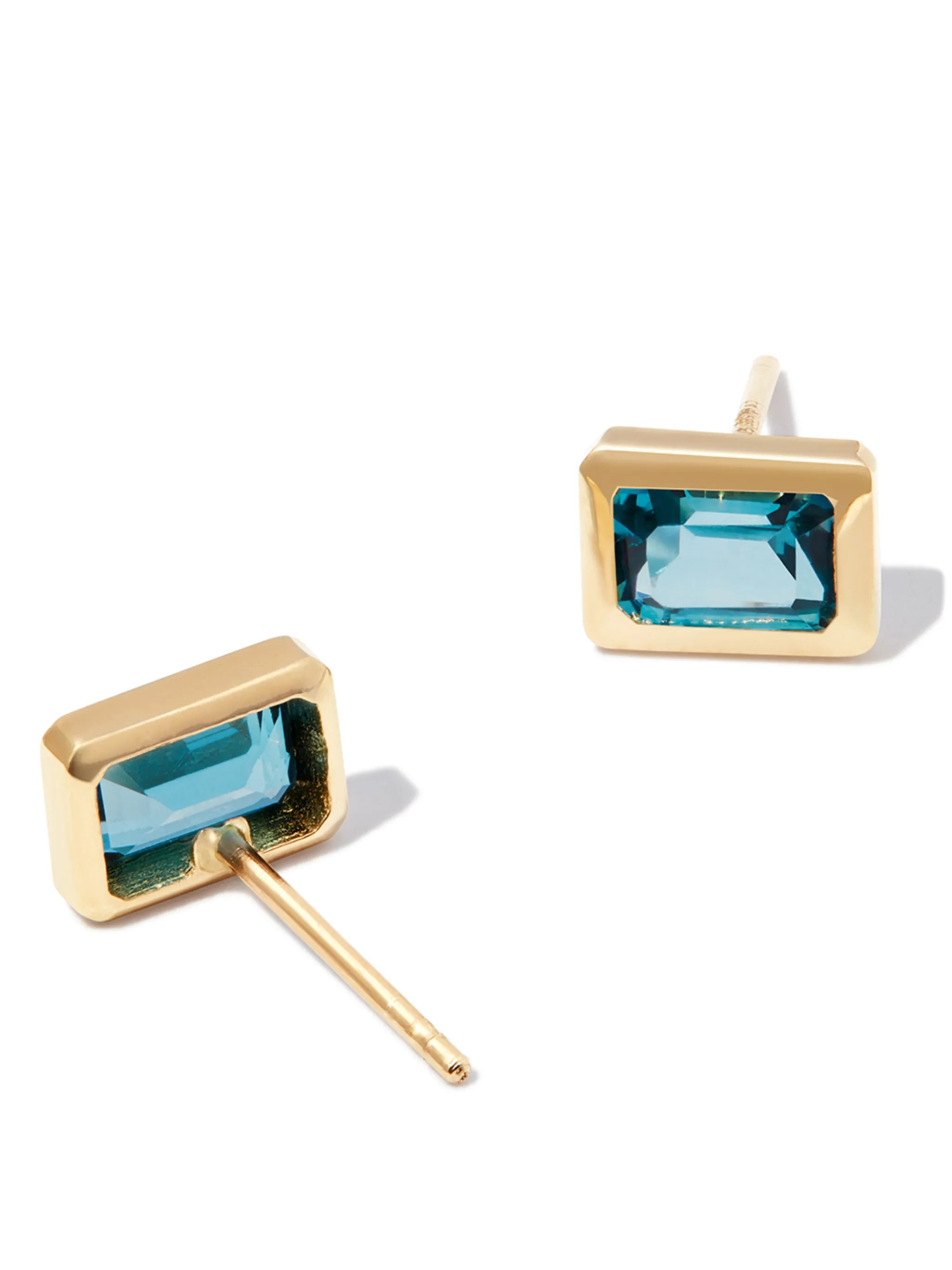 14kt yellow gold topaz stud earrings