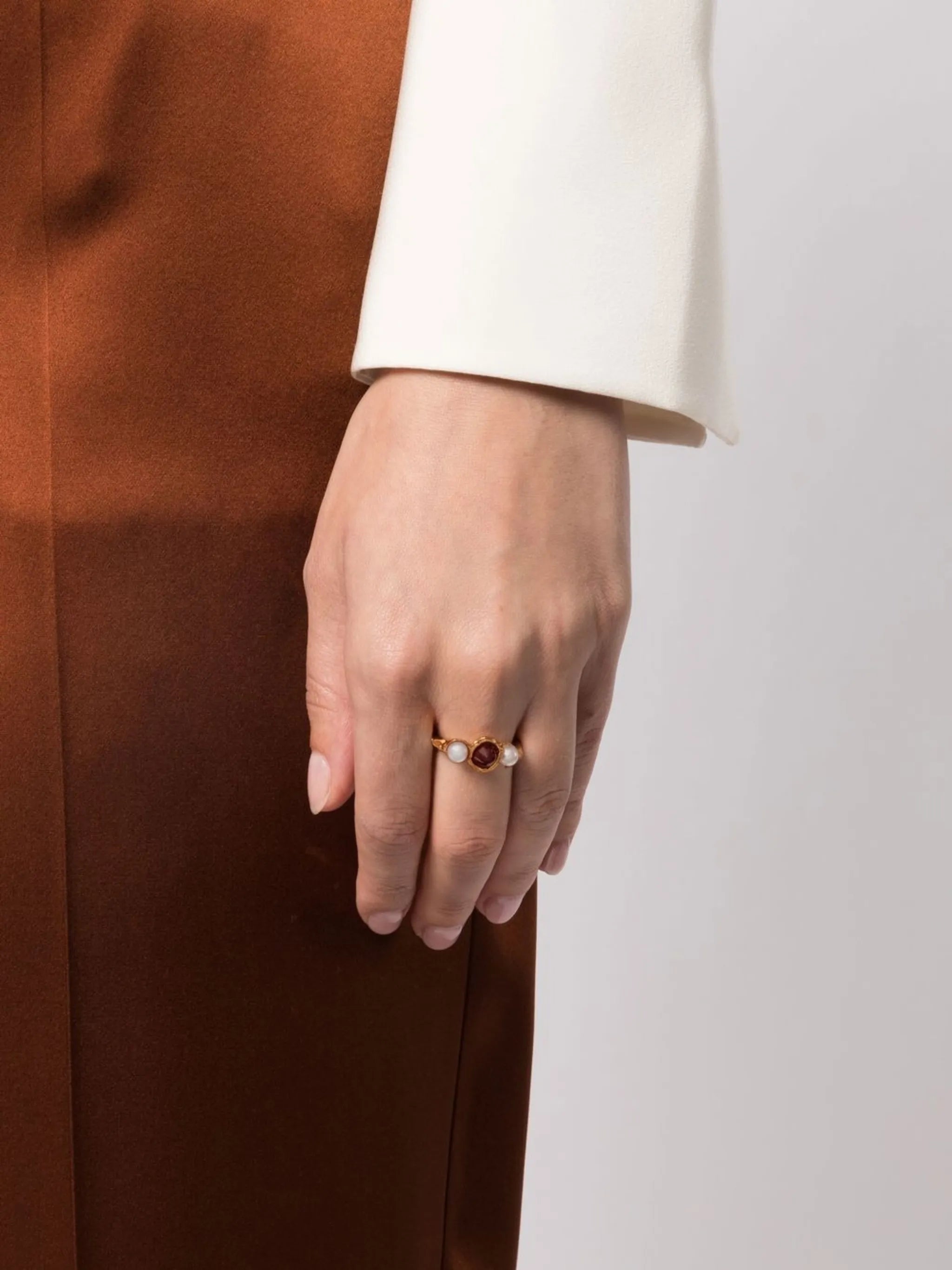 The Nocturnal Desire cabochon gemstone ring