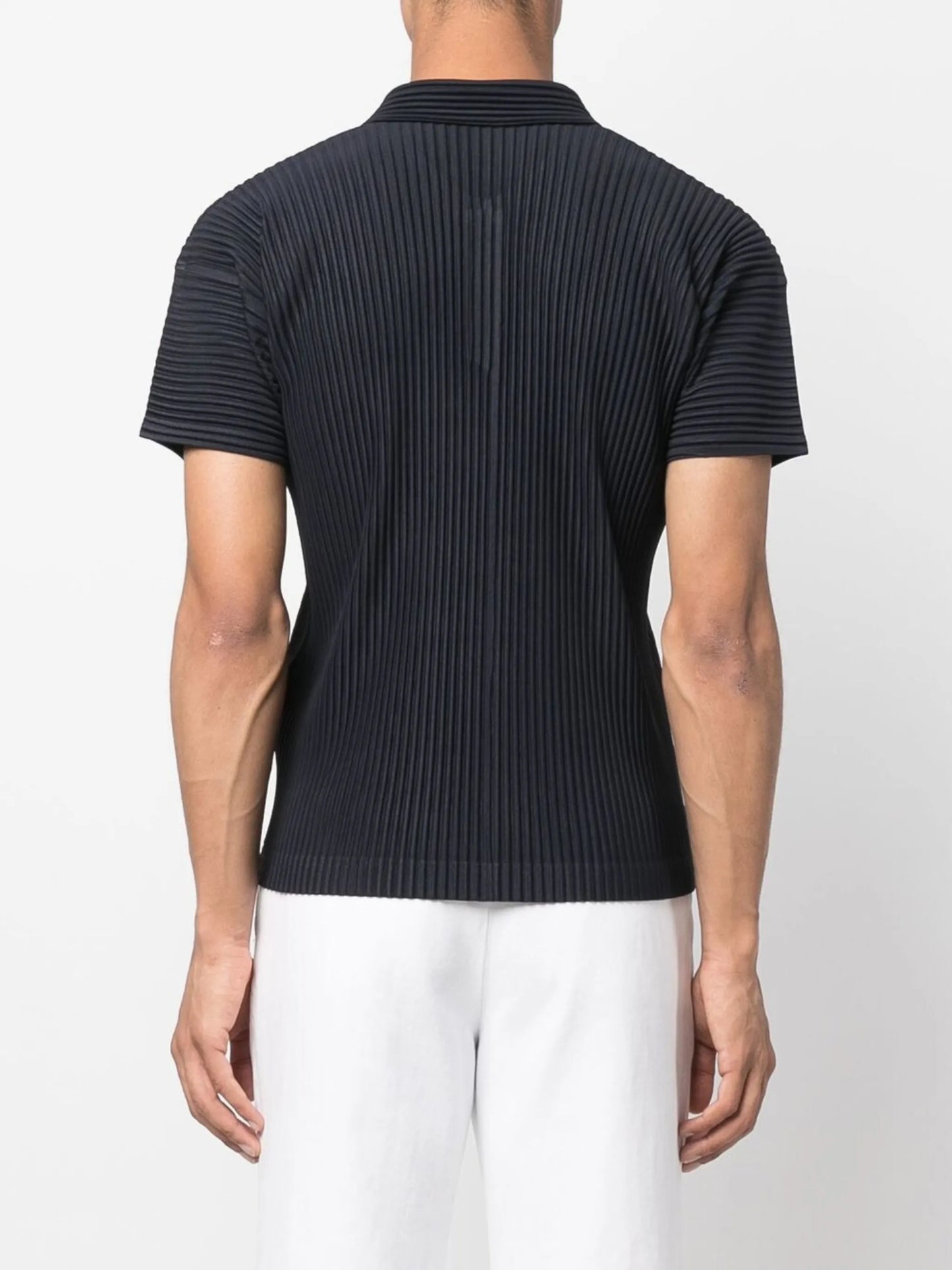 plissé-effect open-collar polo shirt