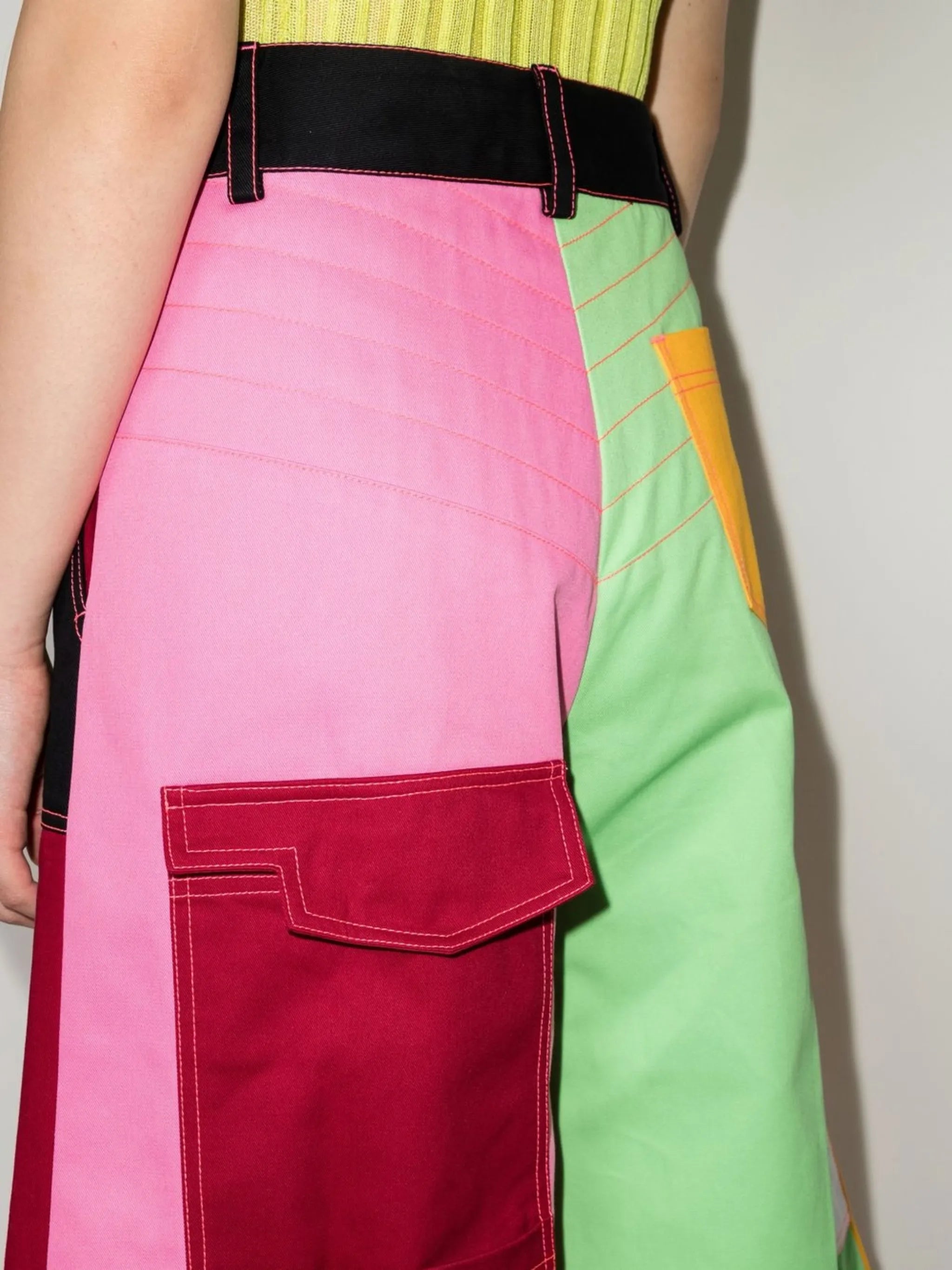 multi-panel cropped trousers