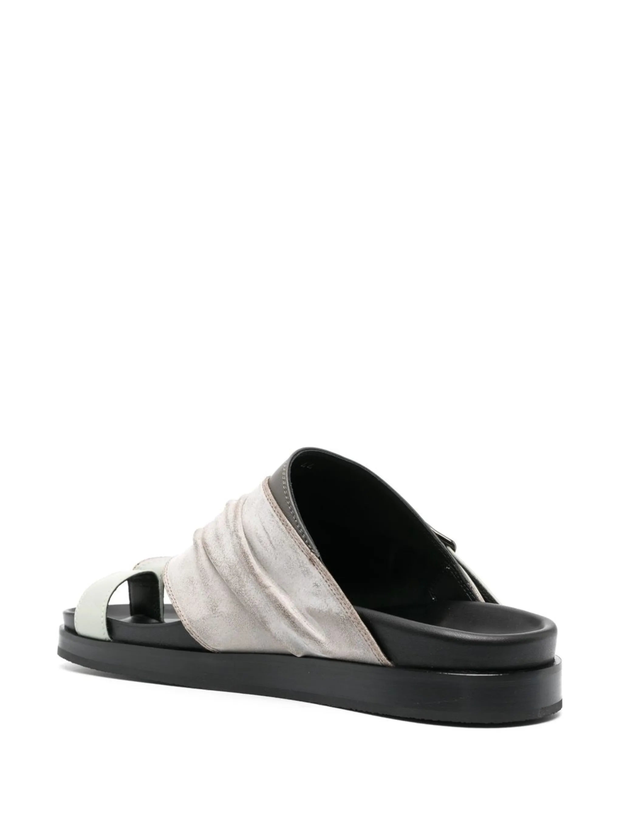 Valakas flat sandals