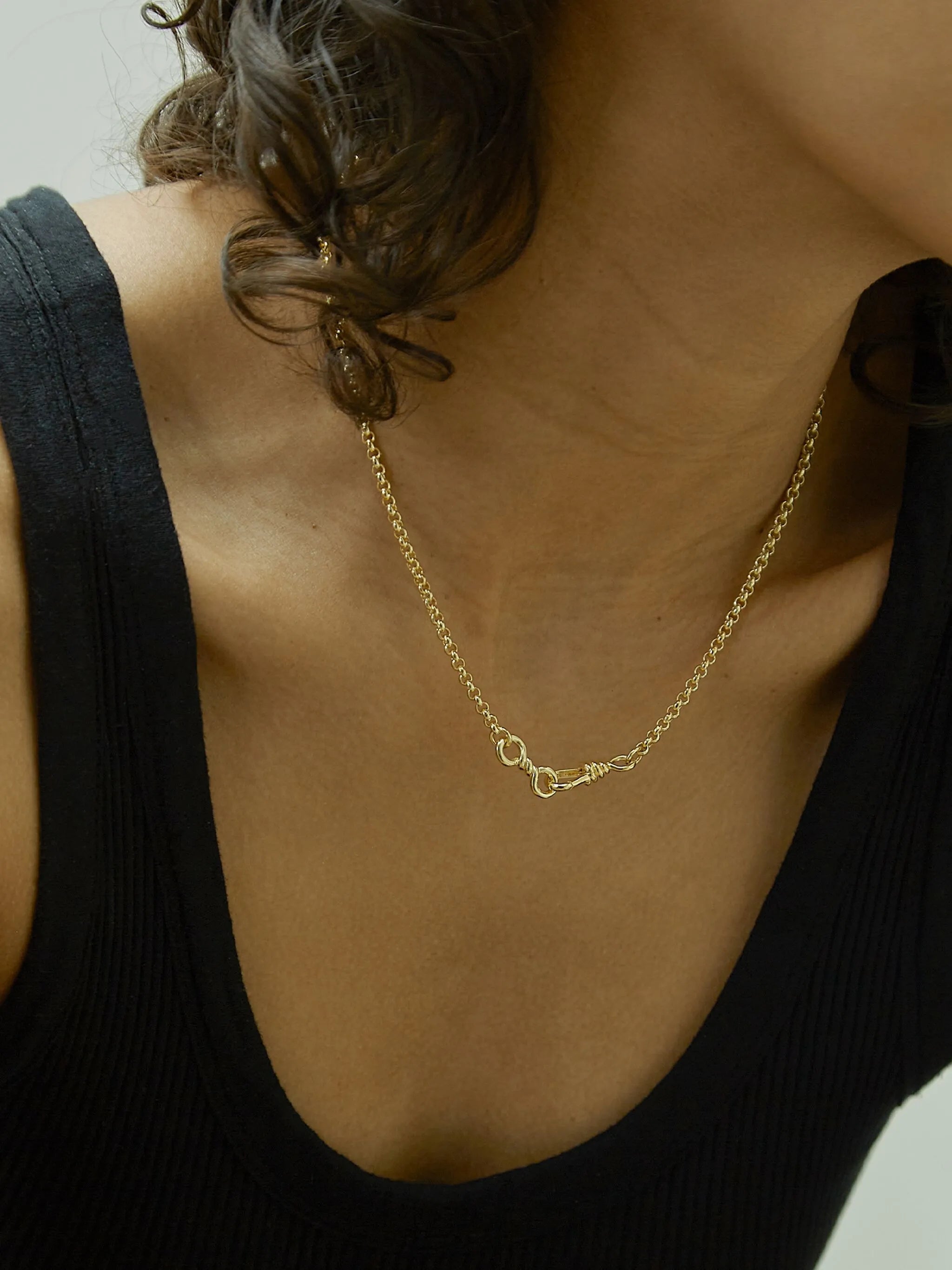 Locked Chain necklace