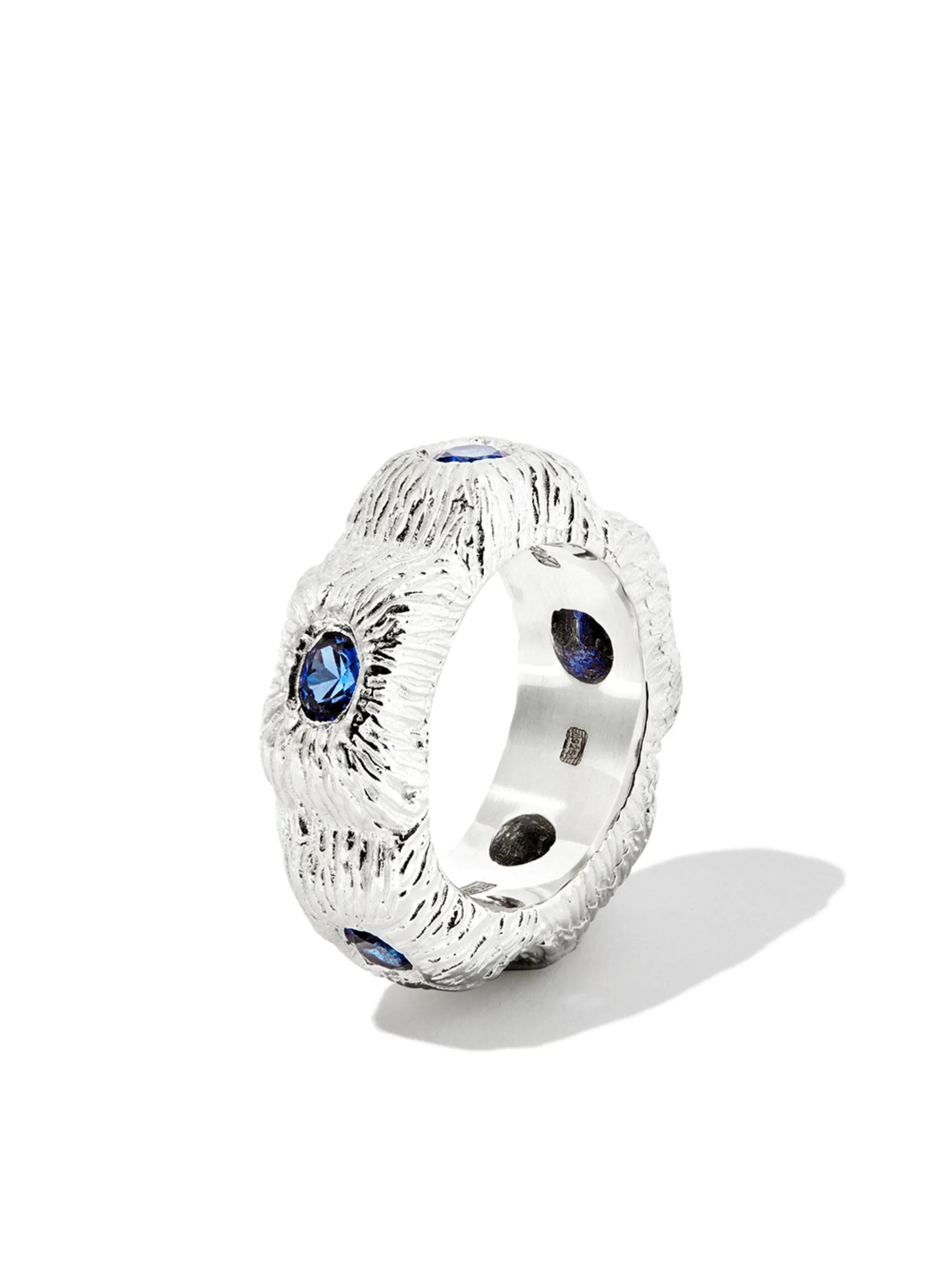 Rasied Dome sapphire ring
