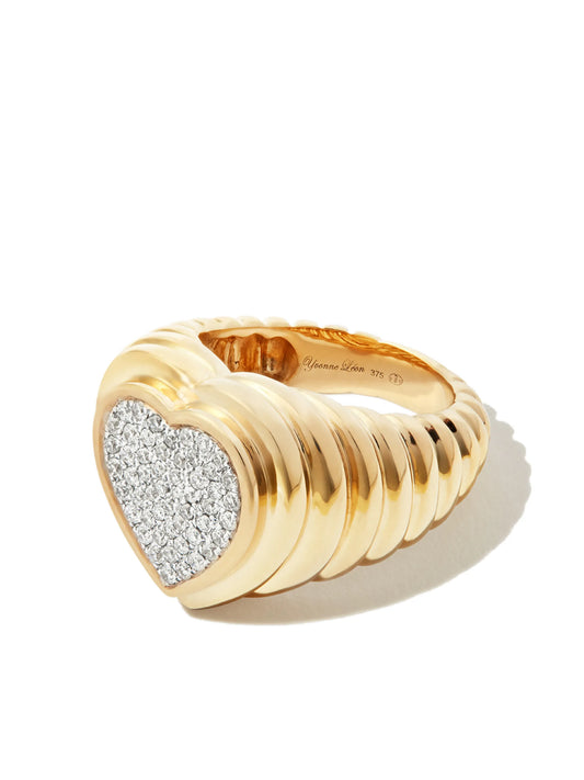 9kt yellow gold Heart diamond signet ring