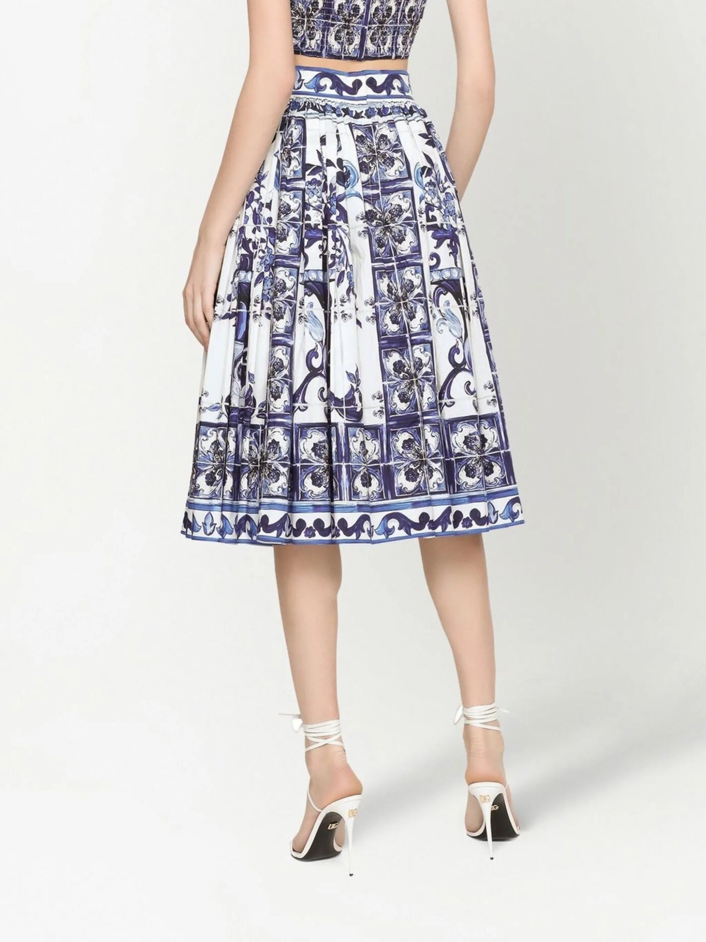 Majolica-print pleated midi skirt