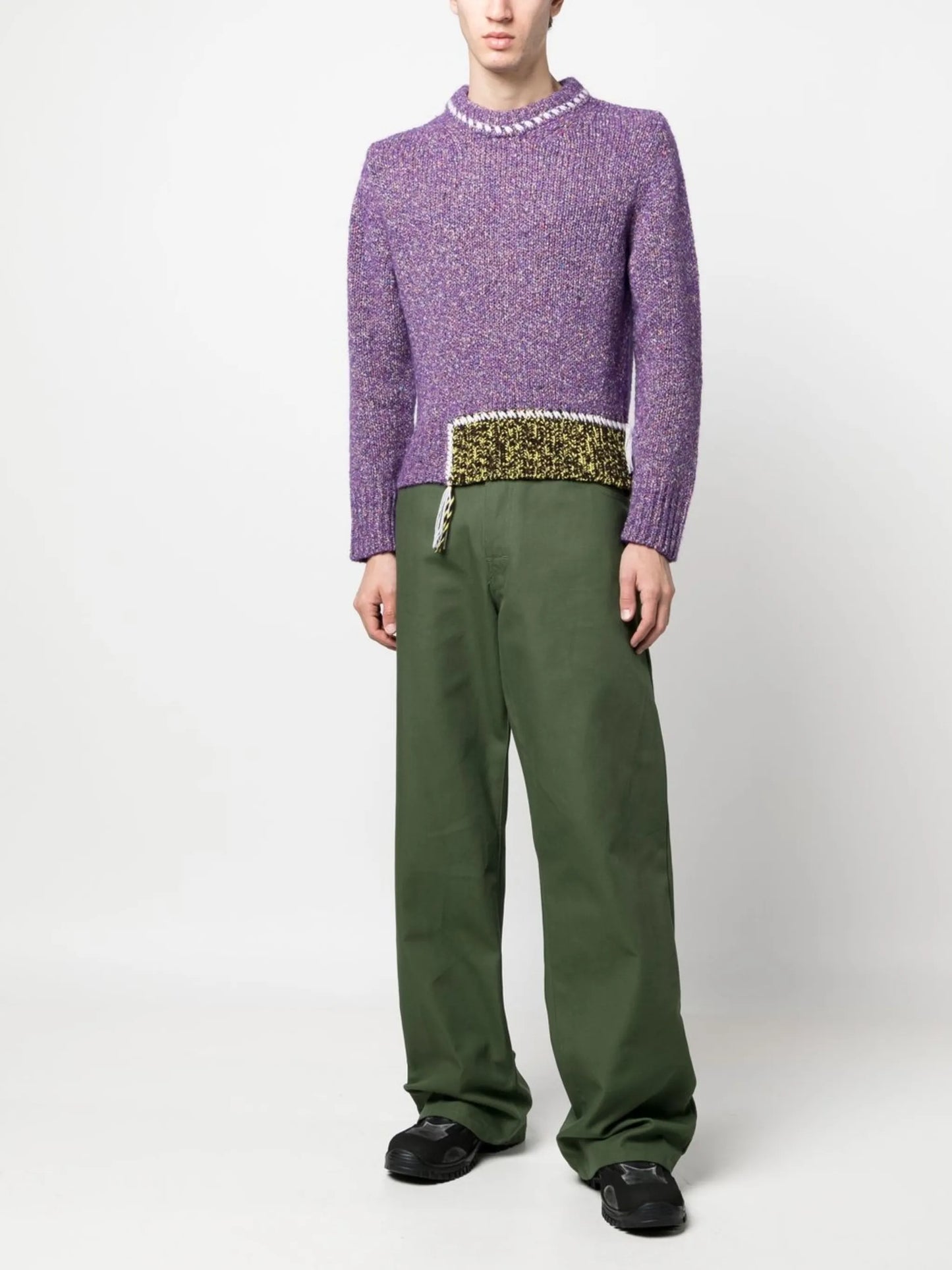 contrast-panel jumper