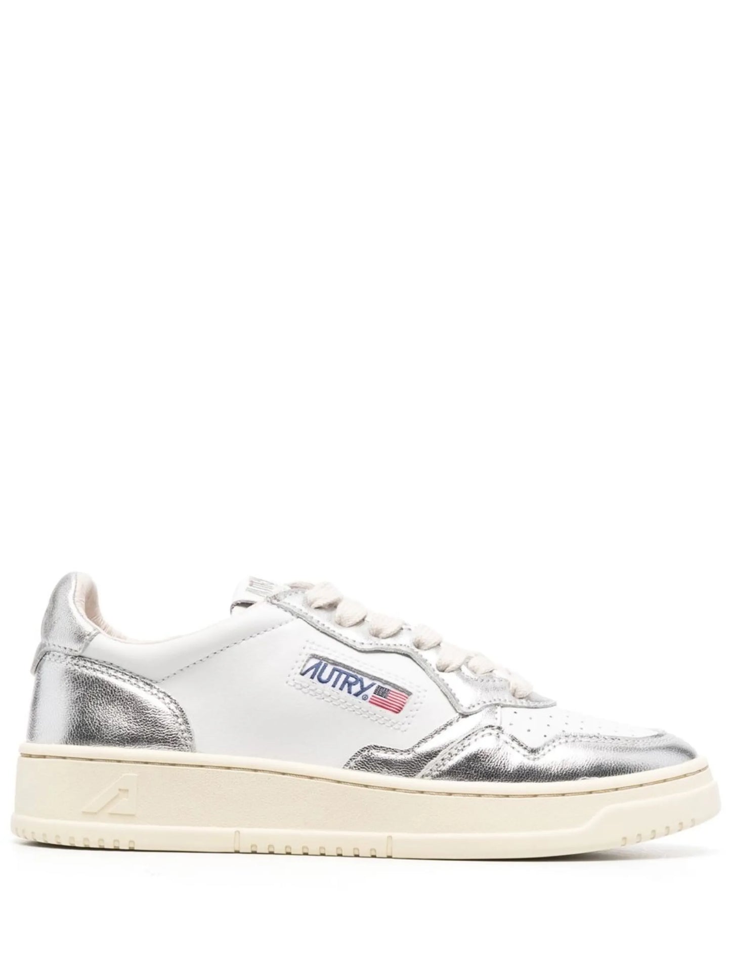 Medalist low-top sneakers