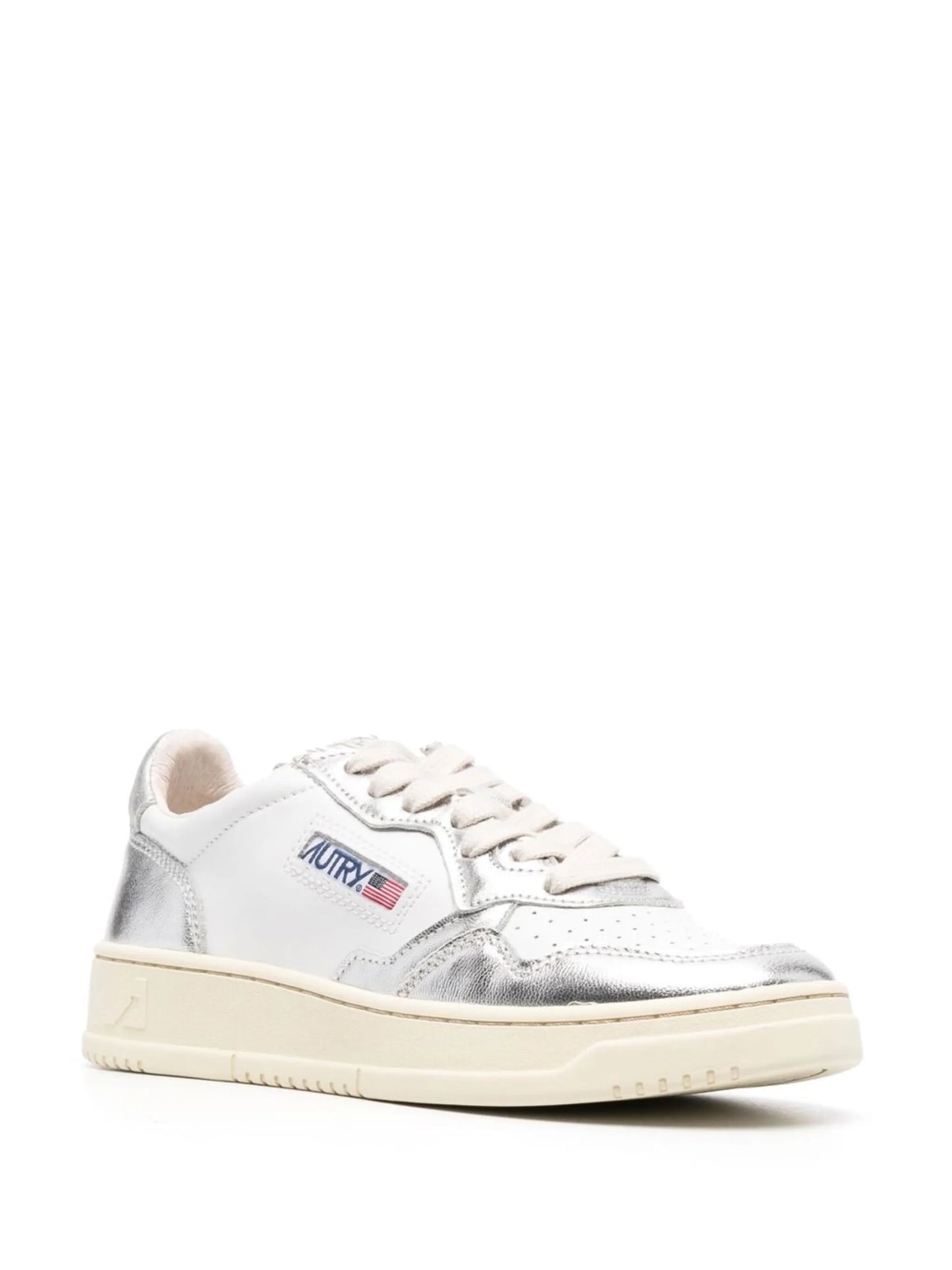 Medalist low-top sneakers