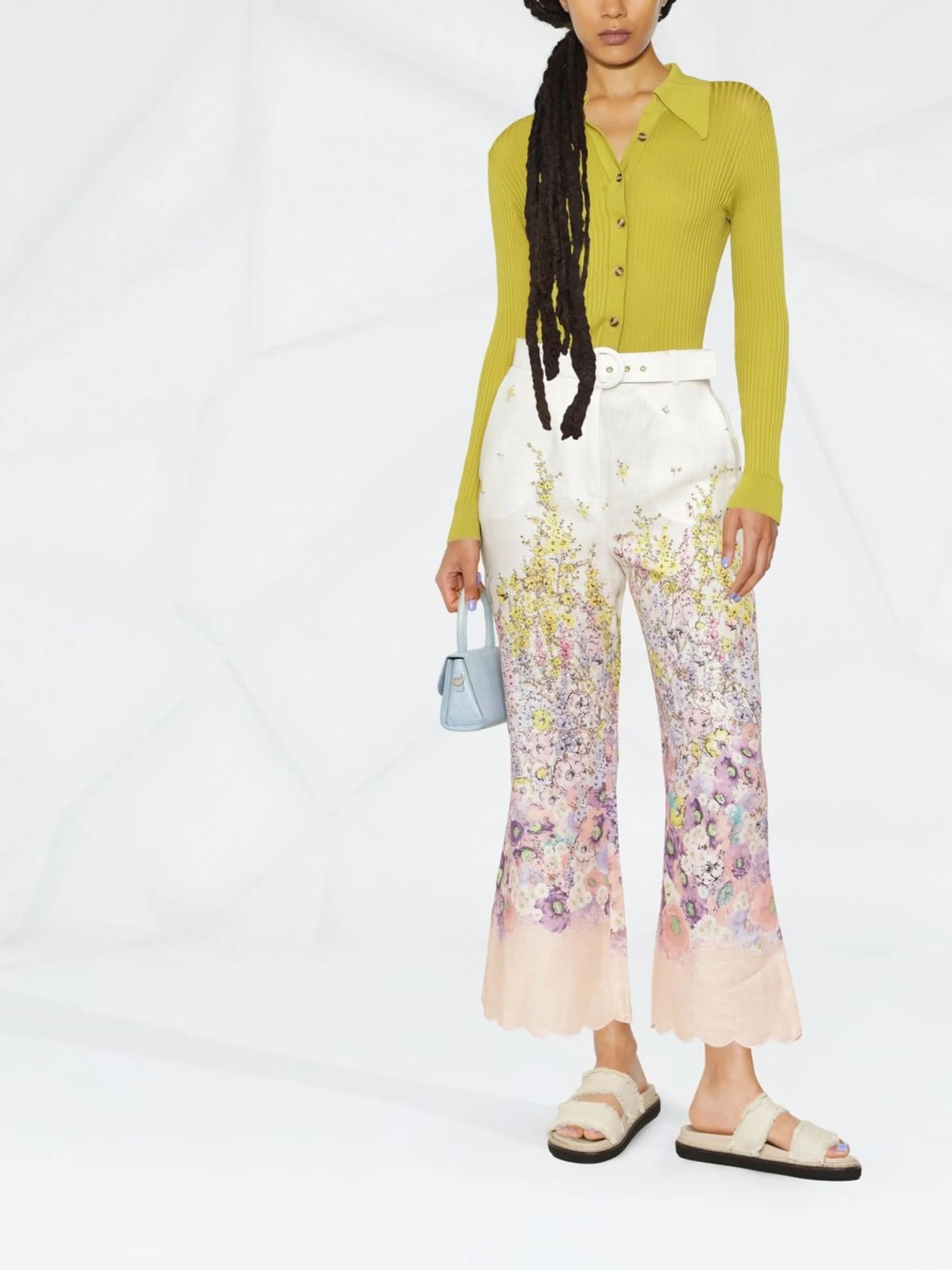 floral-print cropped trousers