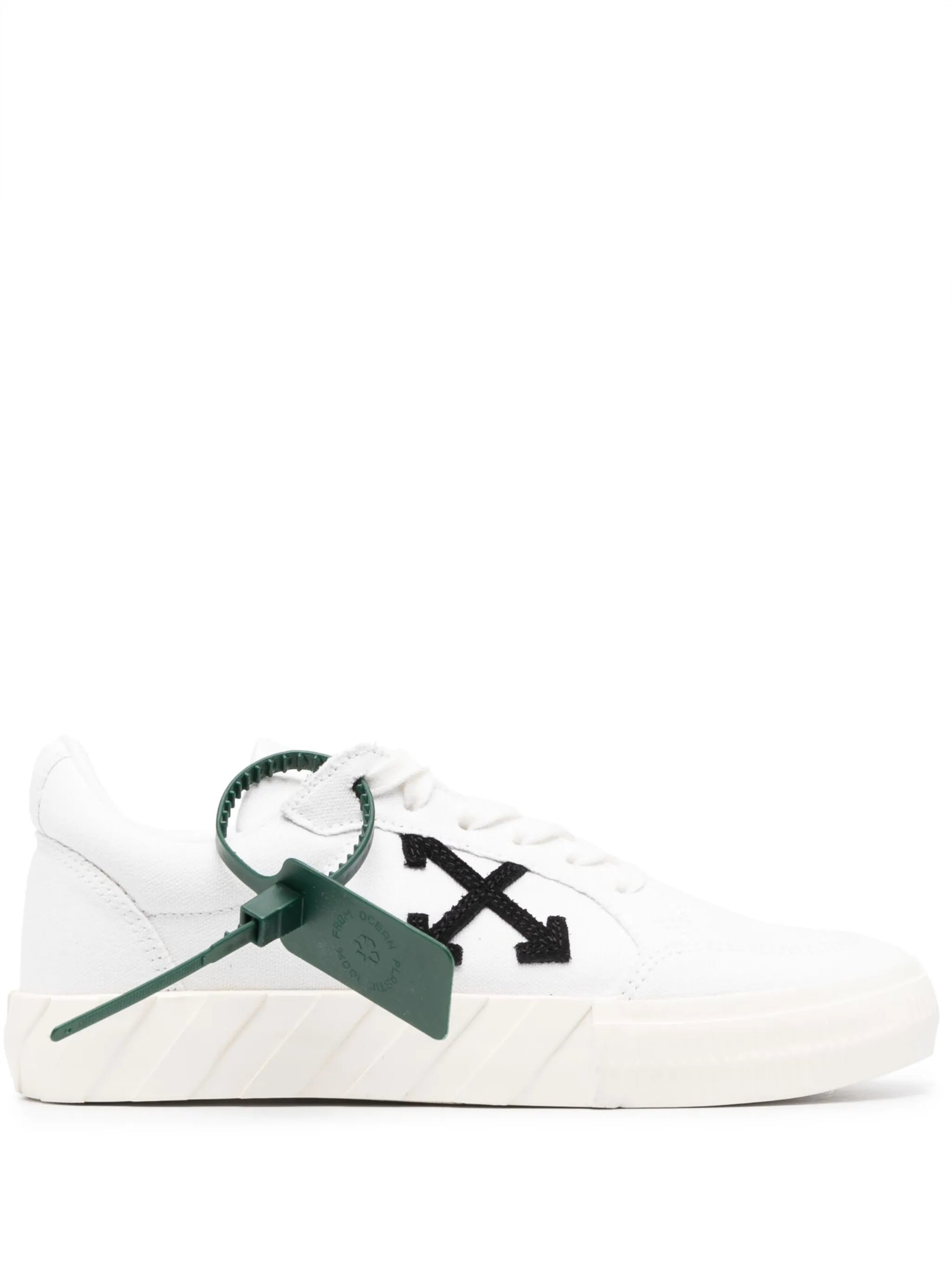 Vulcanized canvas low-top sneakers