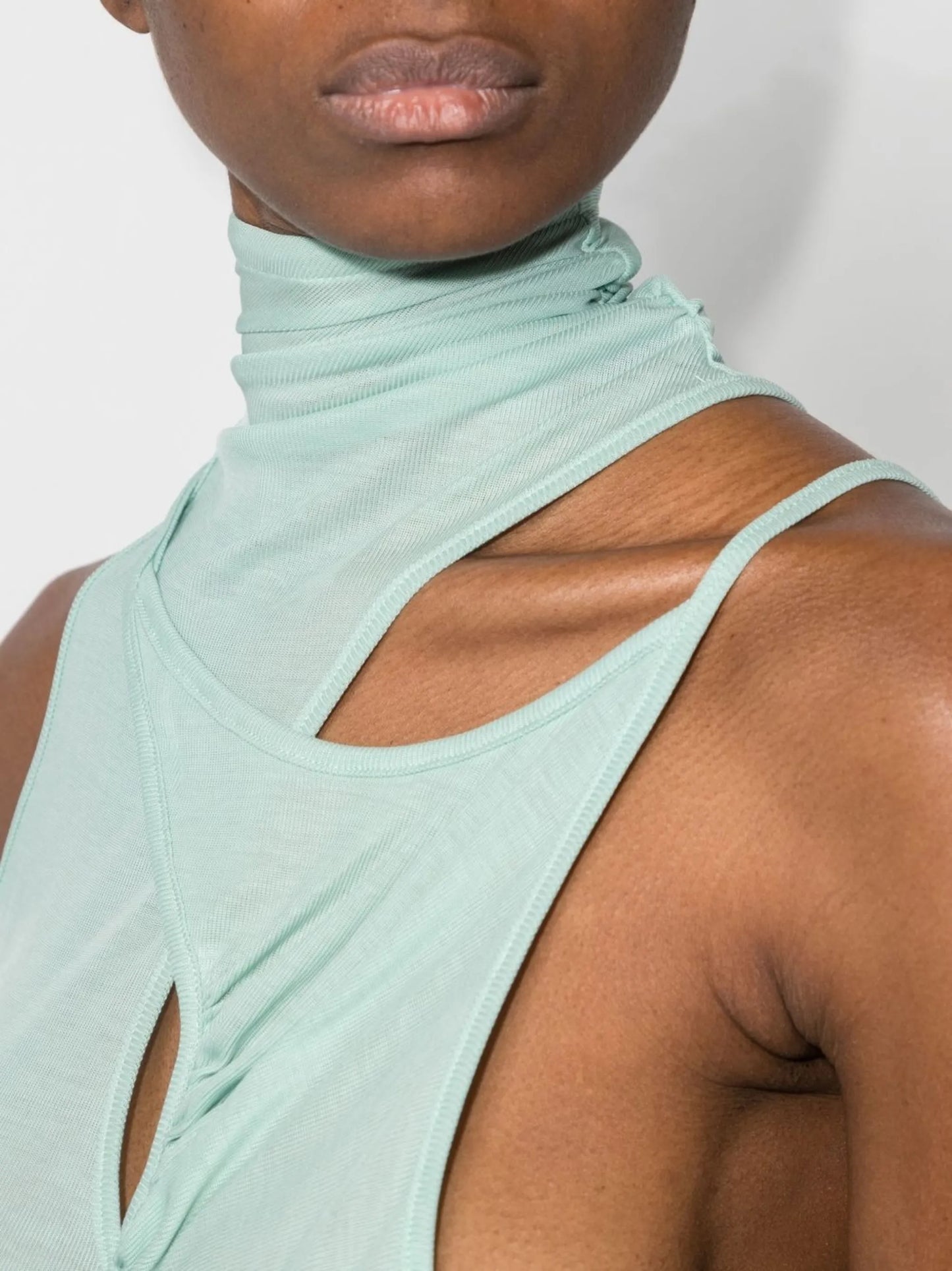 Ricky high neck vest