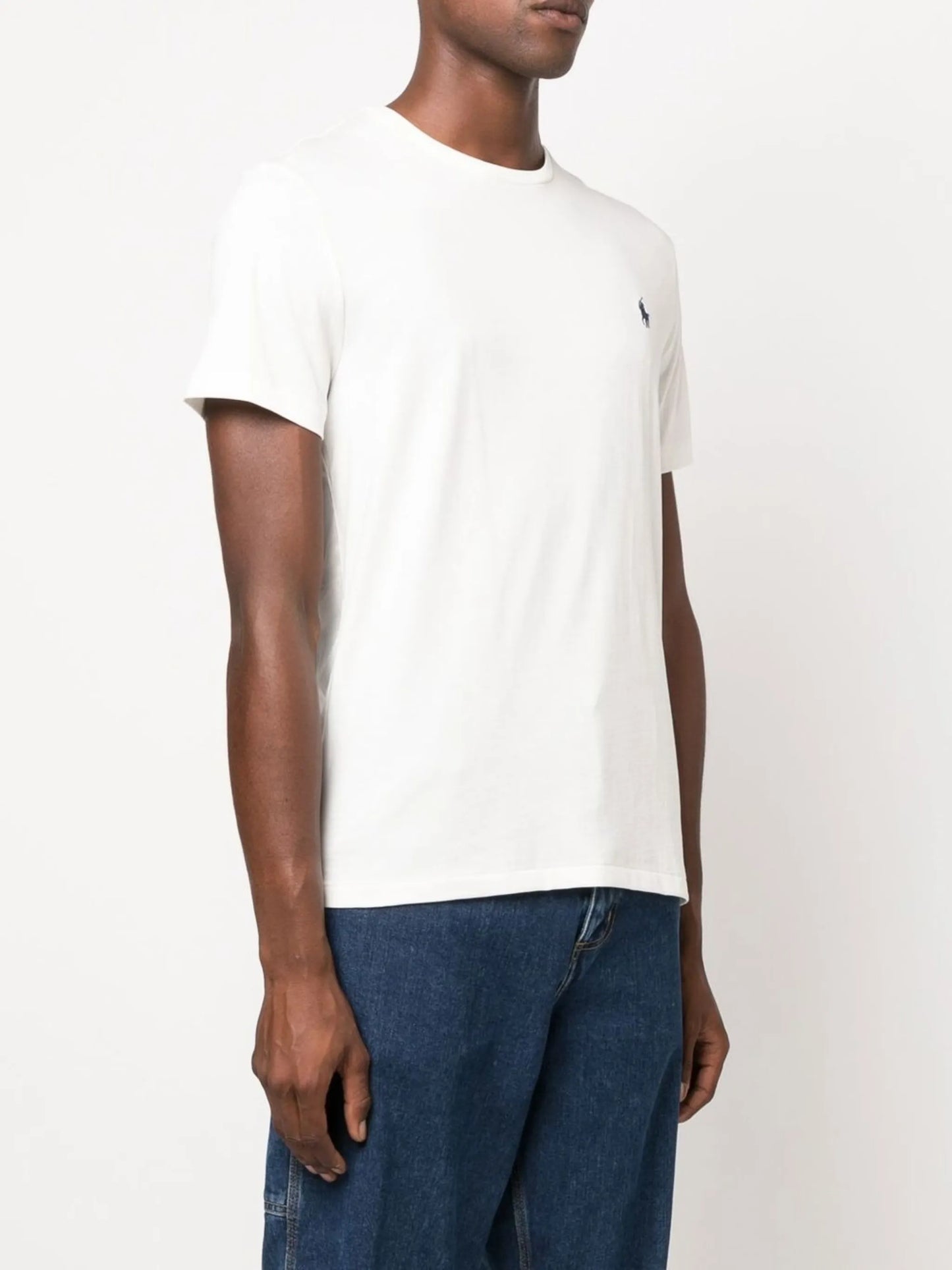 logo-embroidered T-shirt