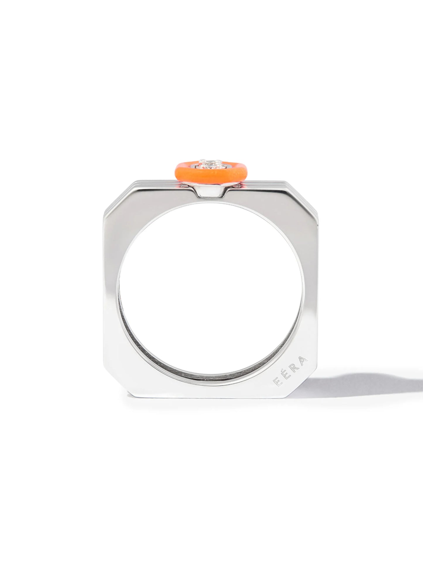18kt white gold enamel diamond ring