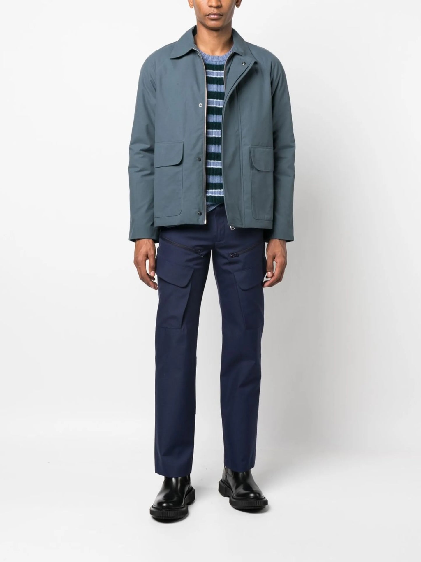 flap-pocket light jacket