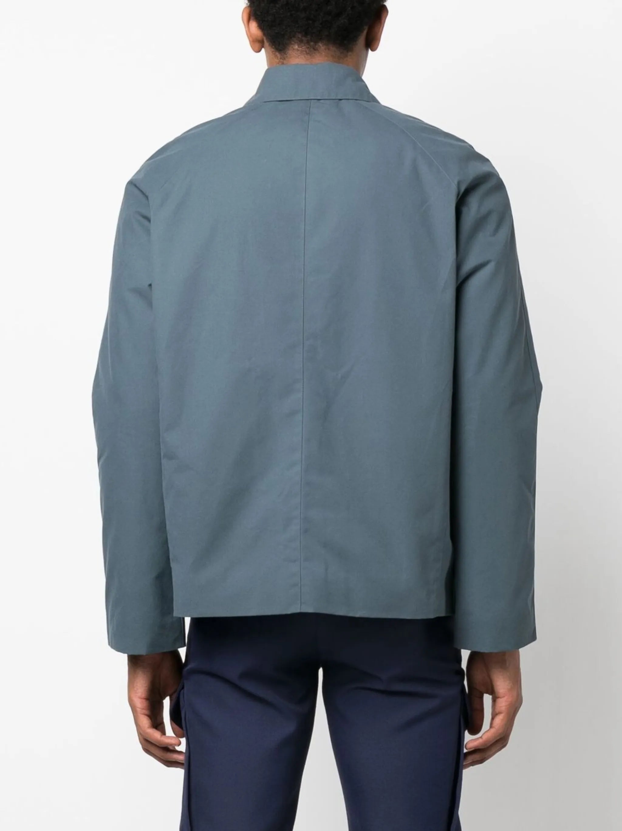 flap-pocket light jacket