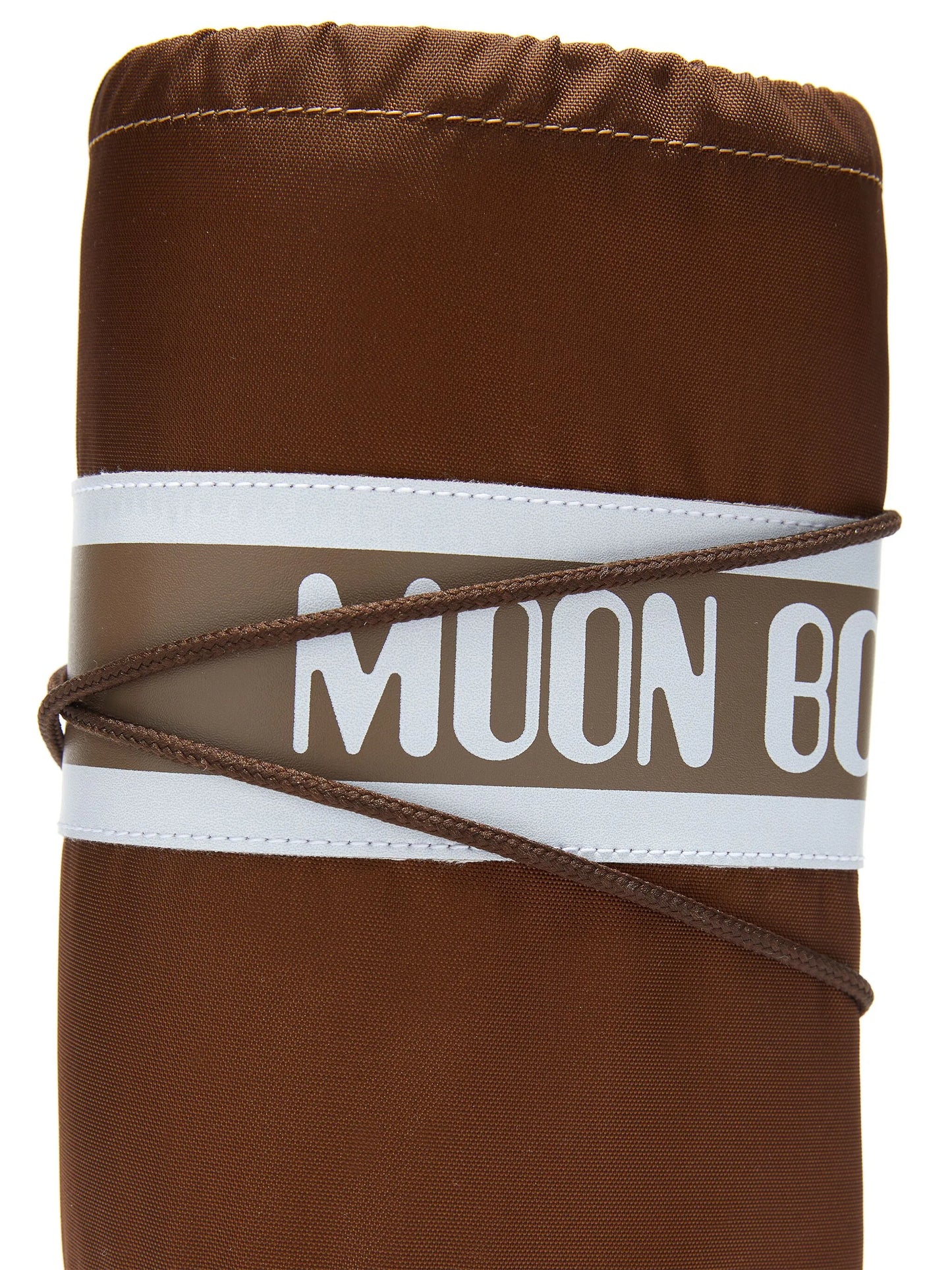 Icon lace-up snow boots