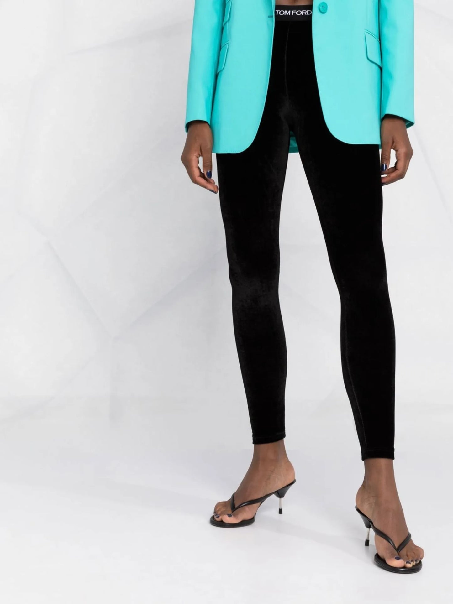 high-waisted leggings