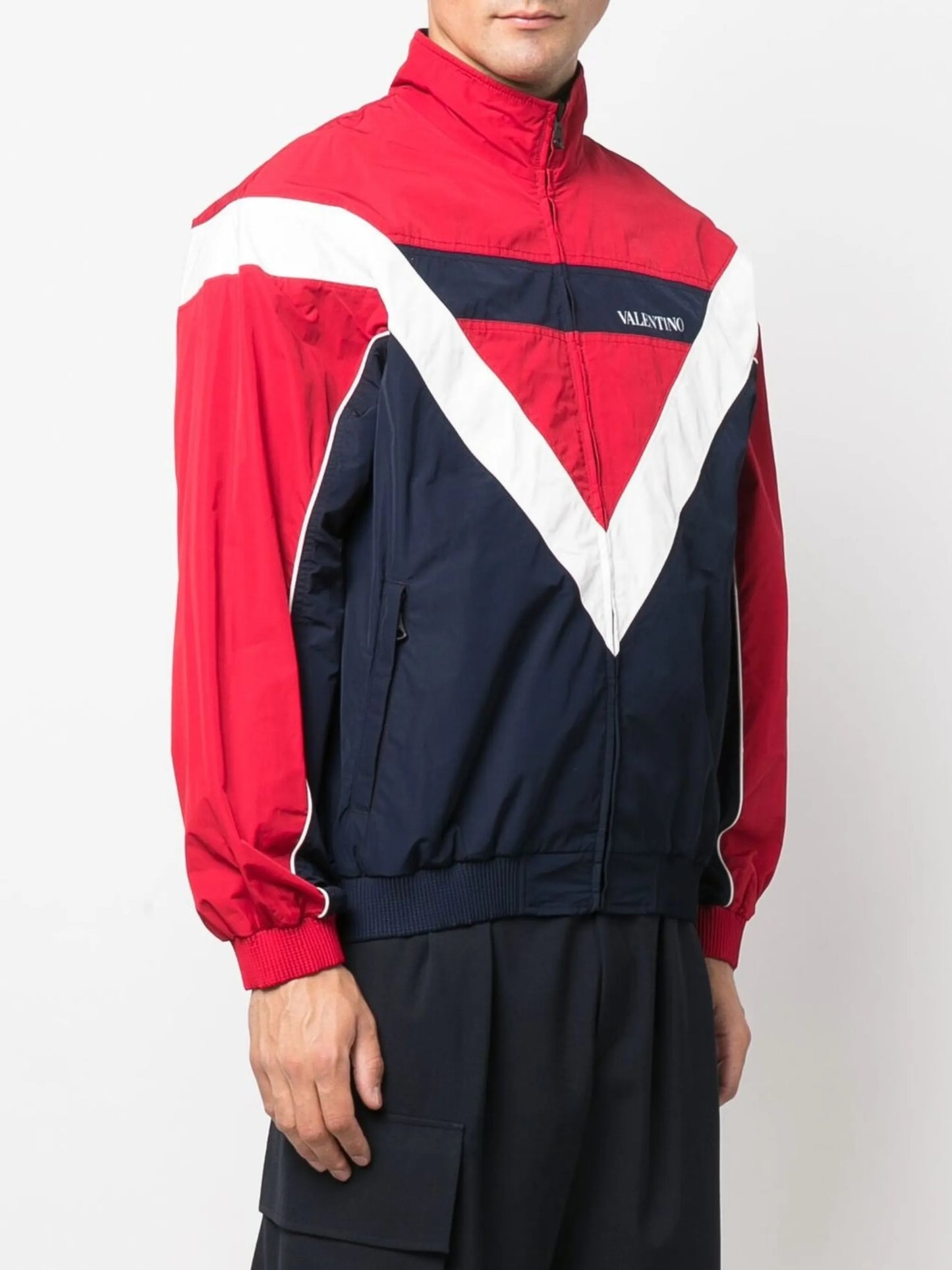 VLogo-print sports jacket