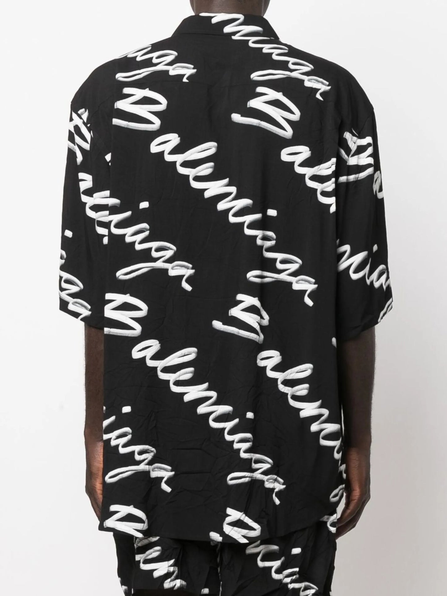 Minimal Scribble Logo-print shirt