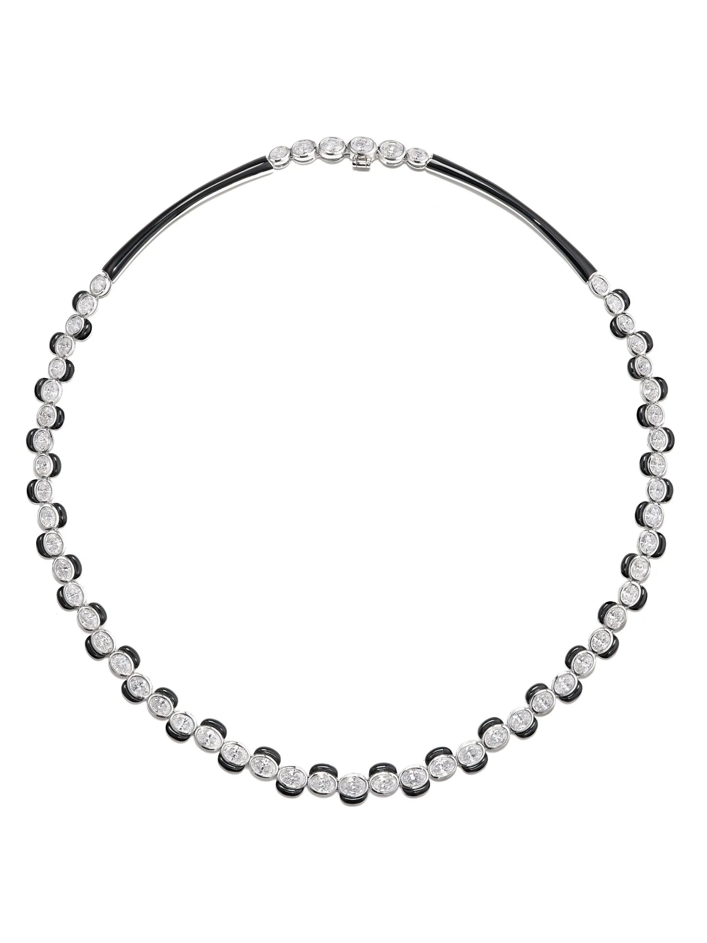 18kt white gold Oui diamond necklace