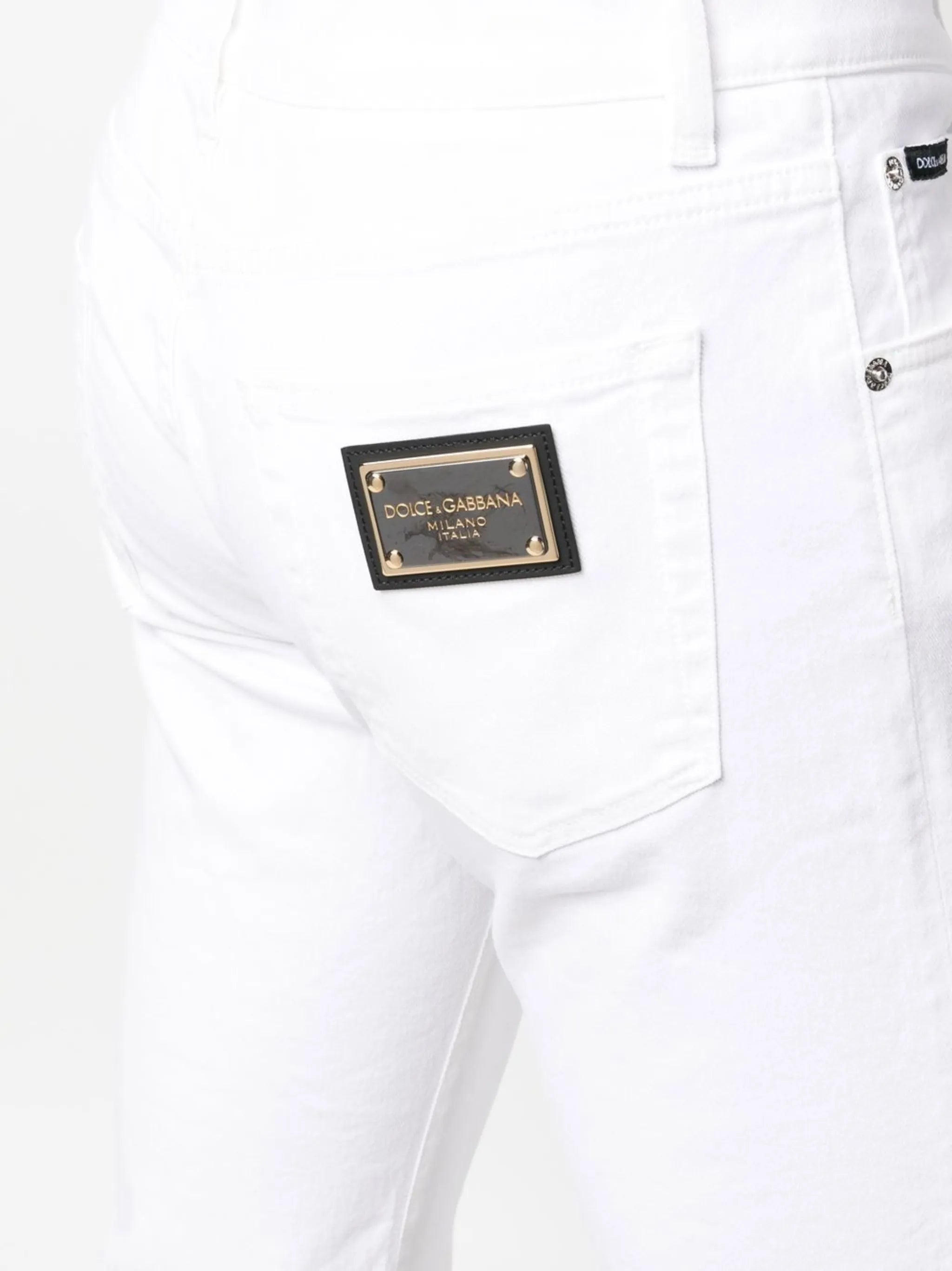 low-rise slim-cut jeans