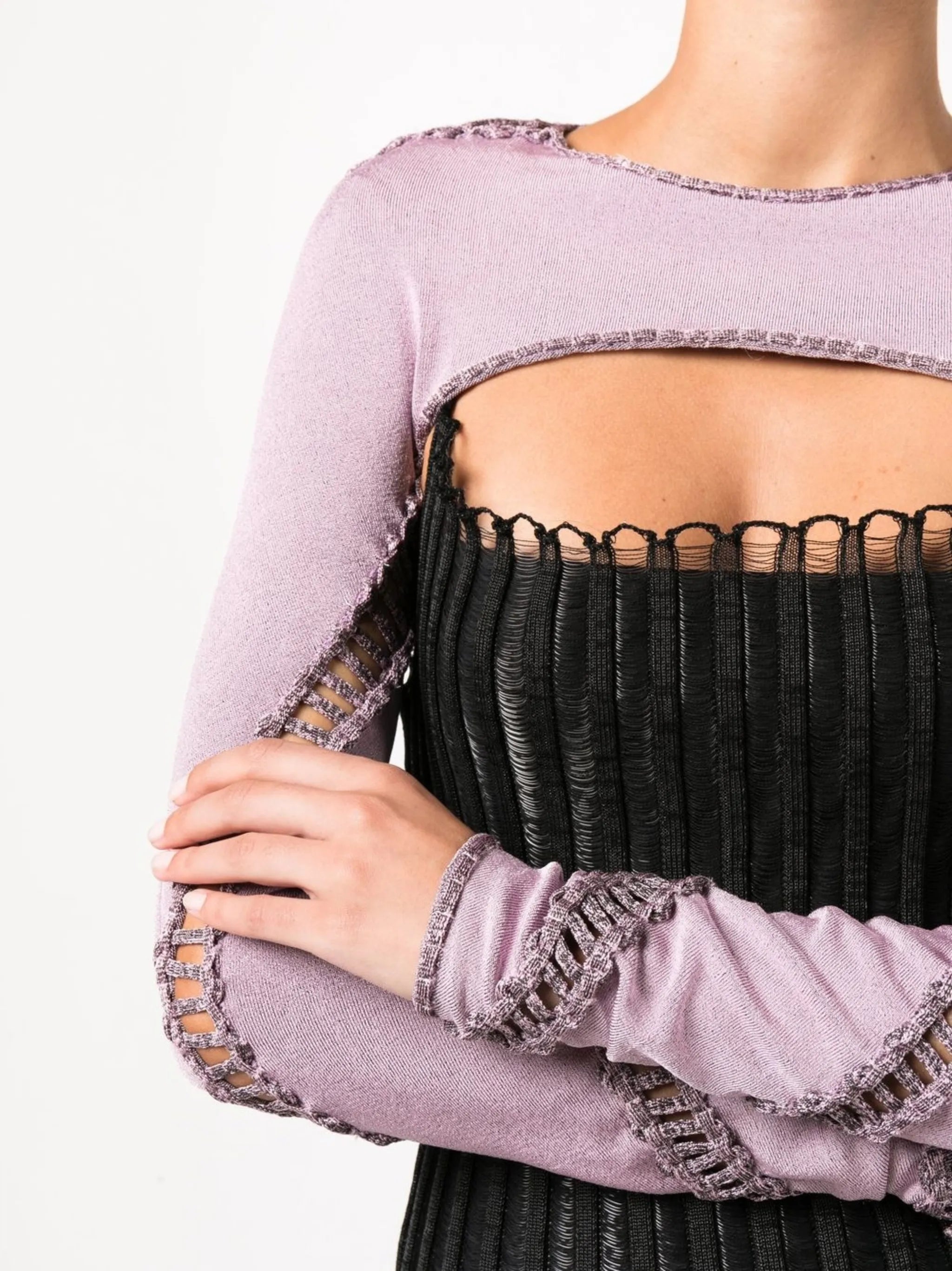 cut-out detailed sleeve top