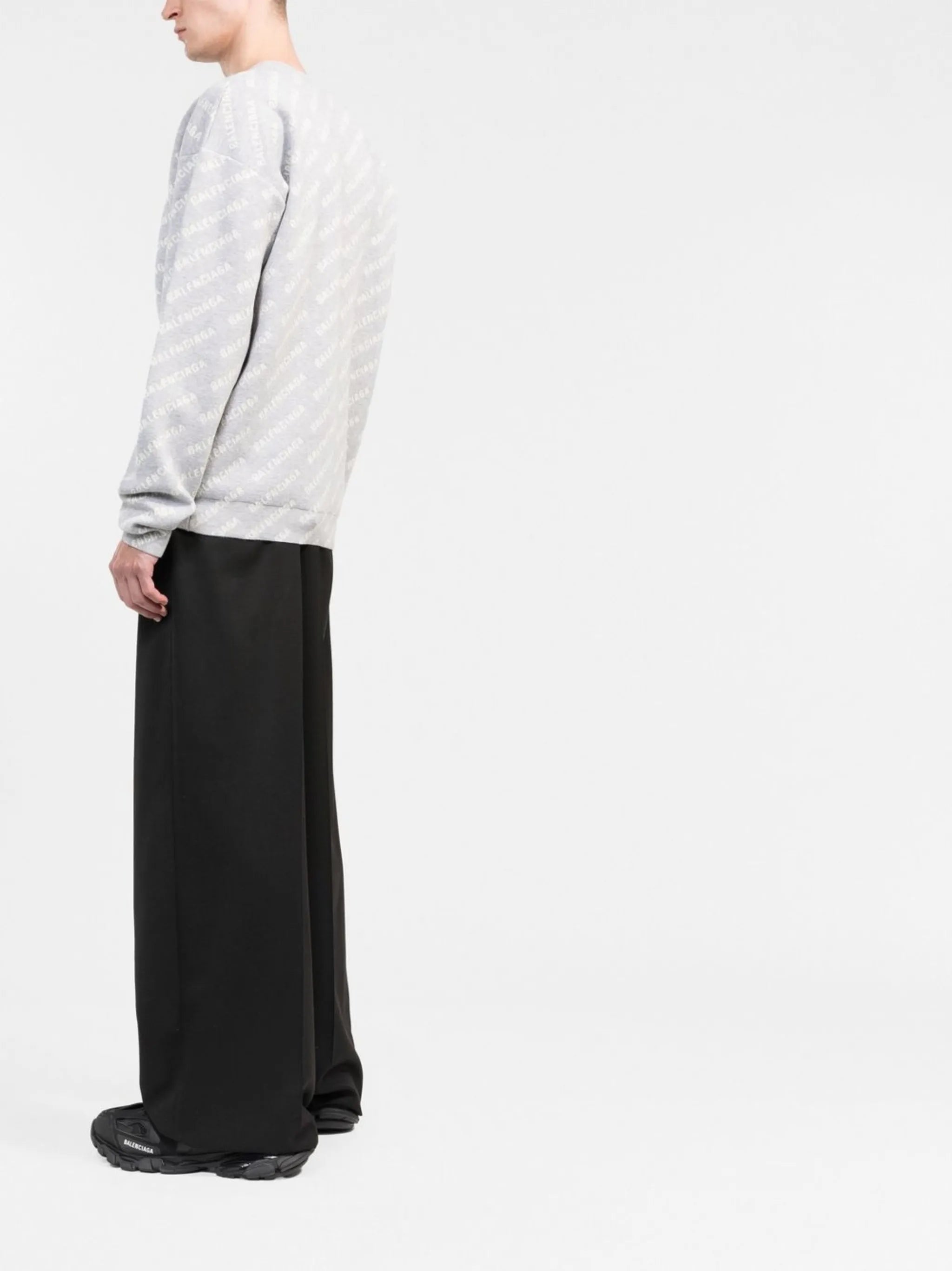 intarsia-logo crew-neck jumper