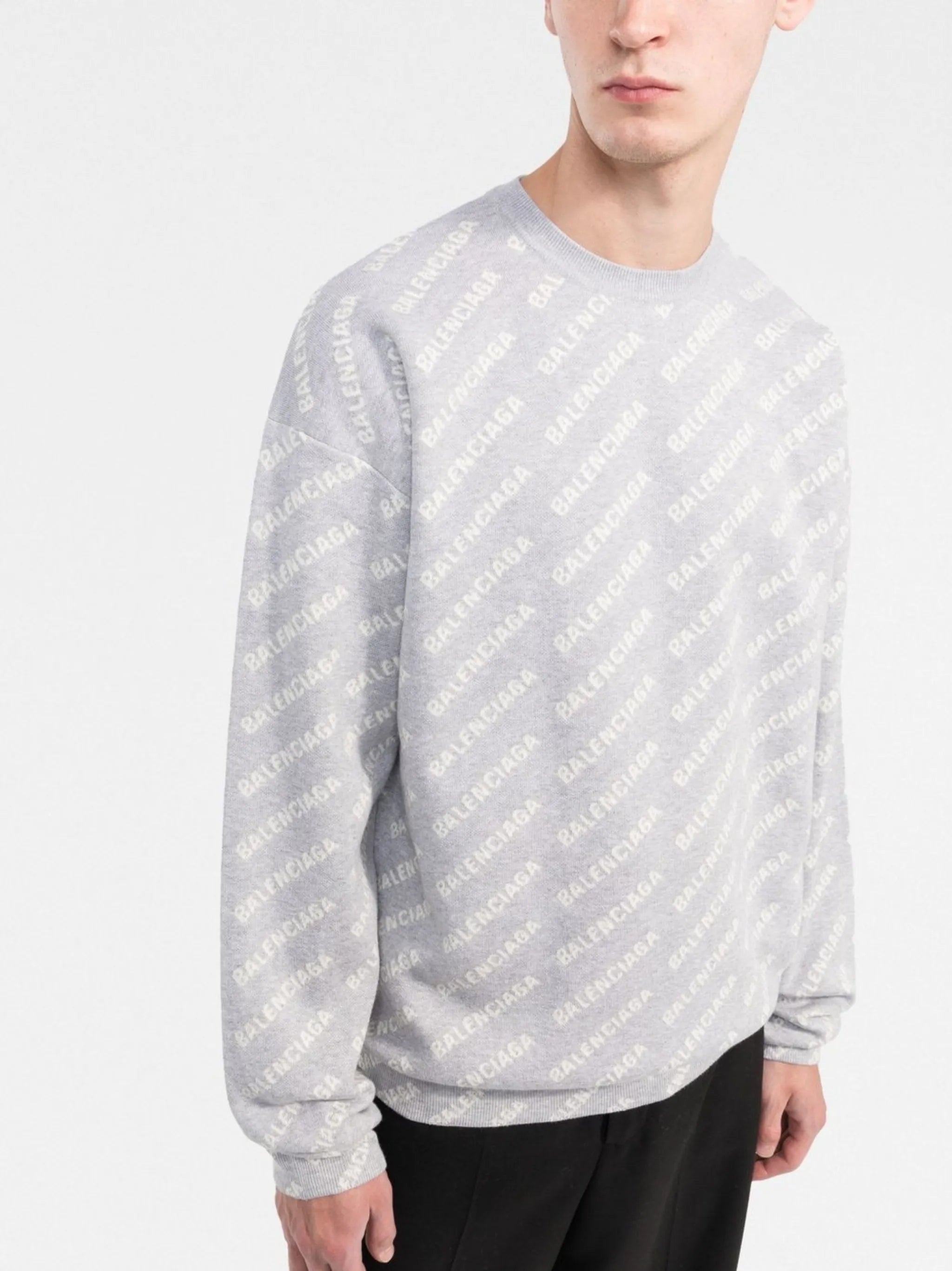 intarsia-logo crew-neck jumper