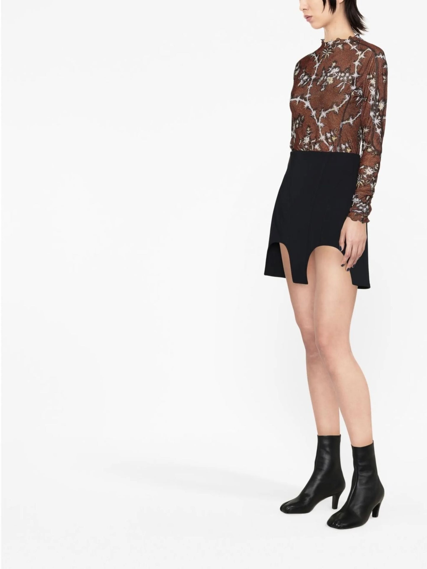 Halycon thorn-print top