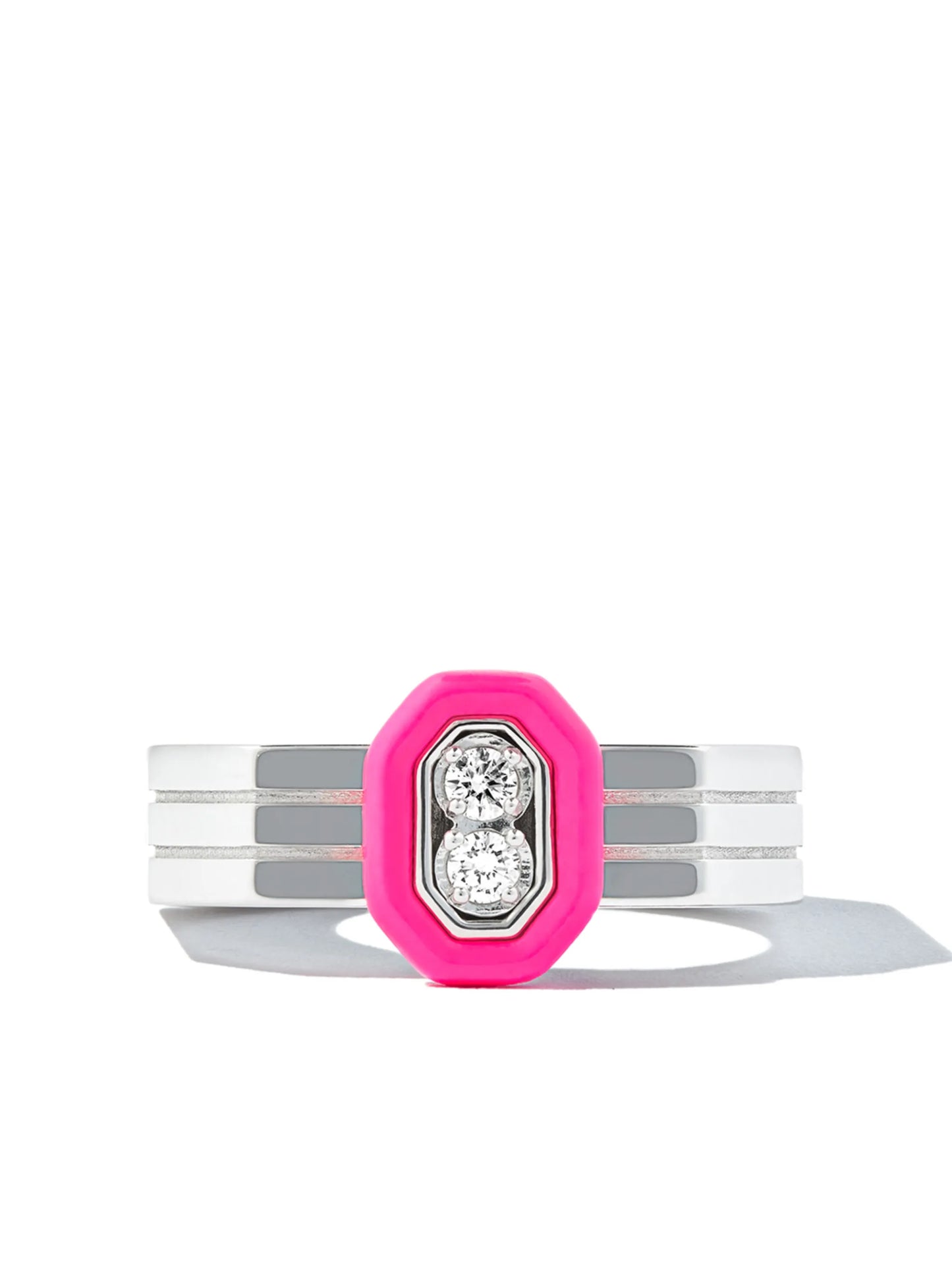 18kt white gold enamel and diamond ring