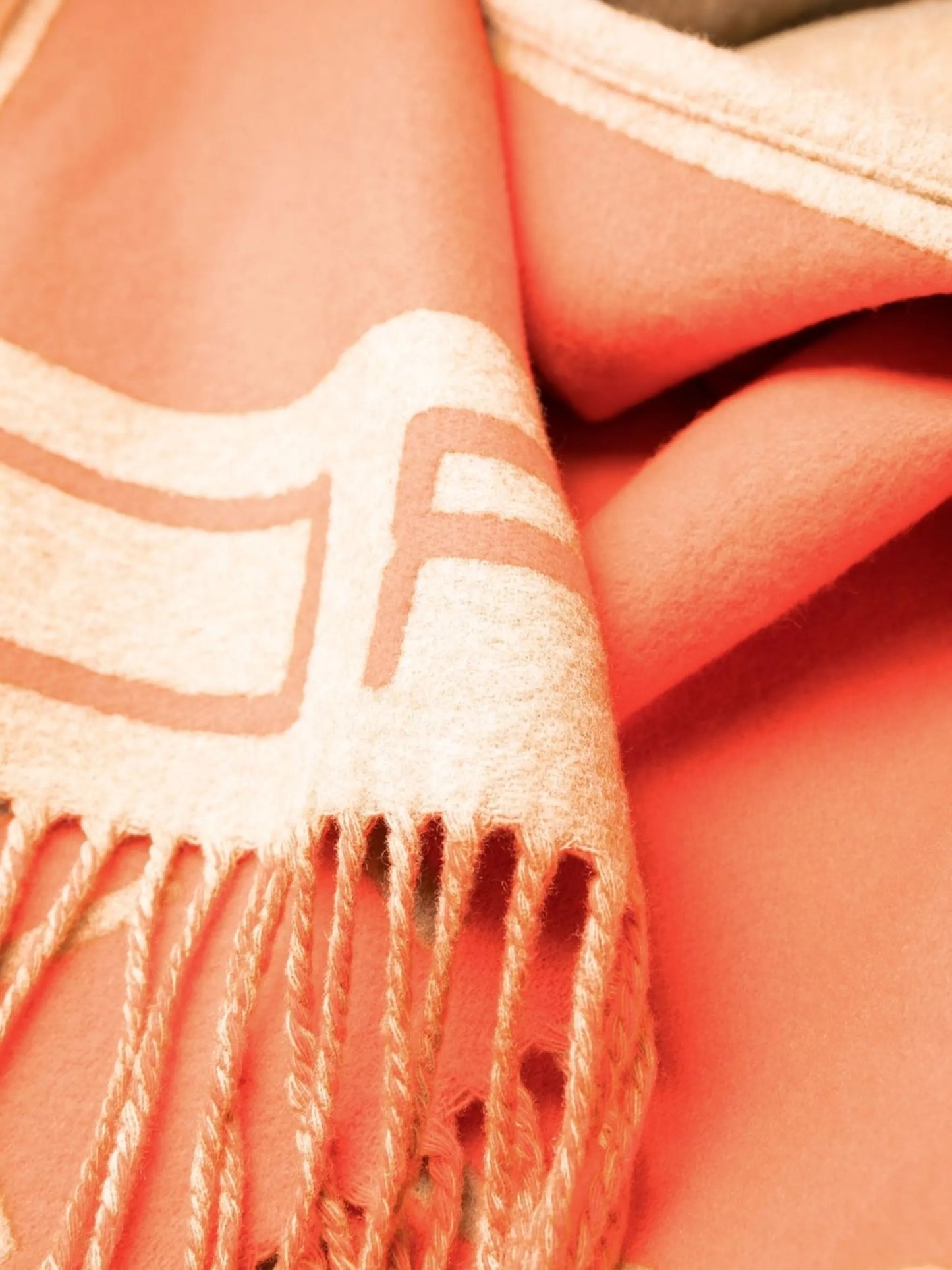 logo-jacquard fringed cape
