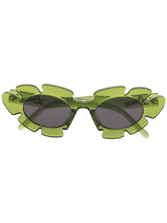 cat-eye frame sunglasses