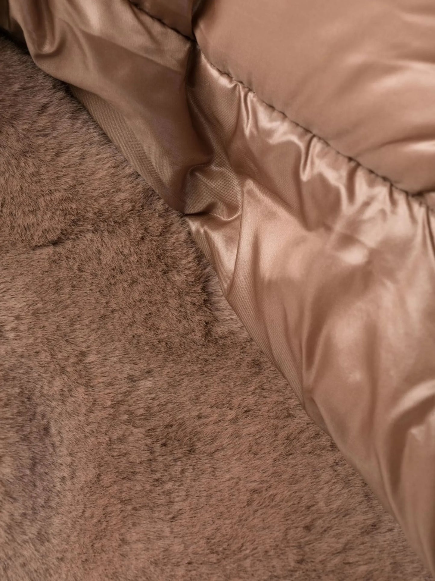 Ultralight puffer coat