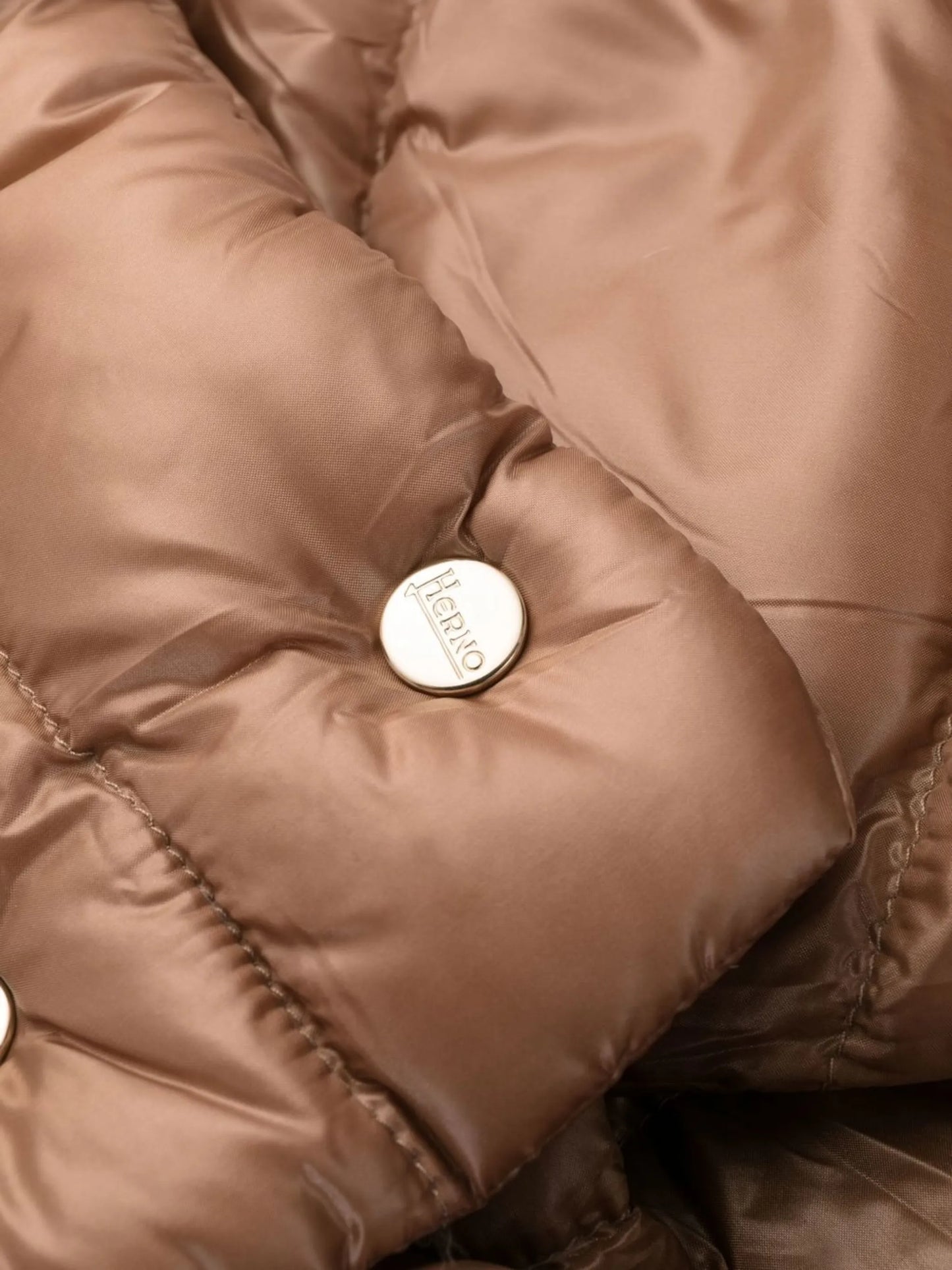 Ultralight puffer coat